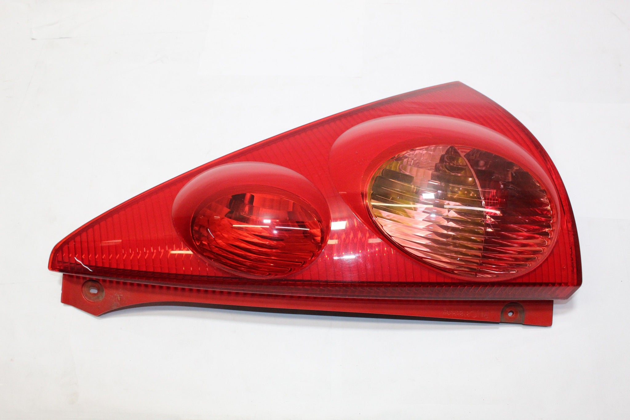 2011 PEUGEOT 107 Right side Rear Tail Light 81550-0H030