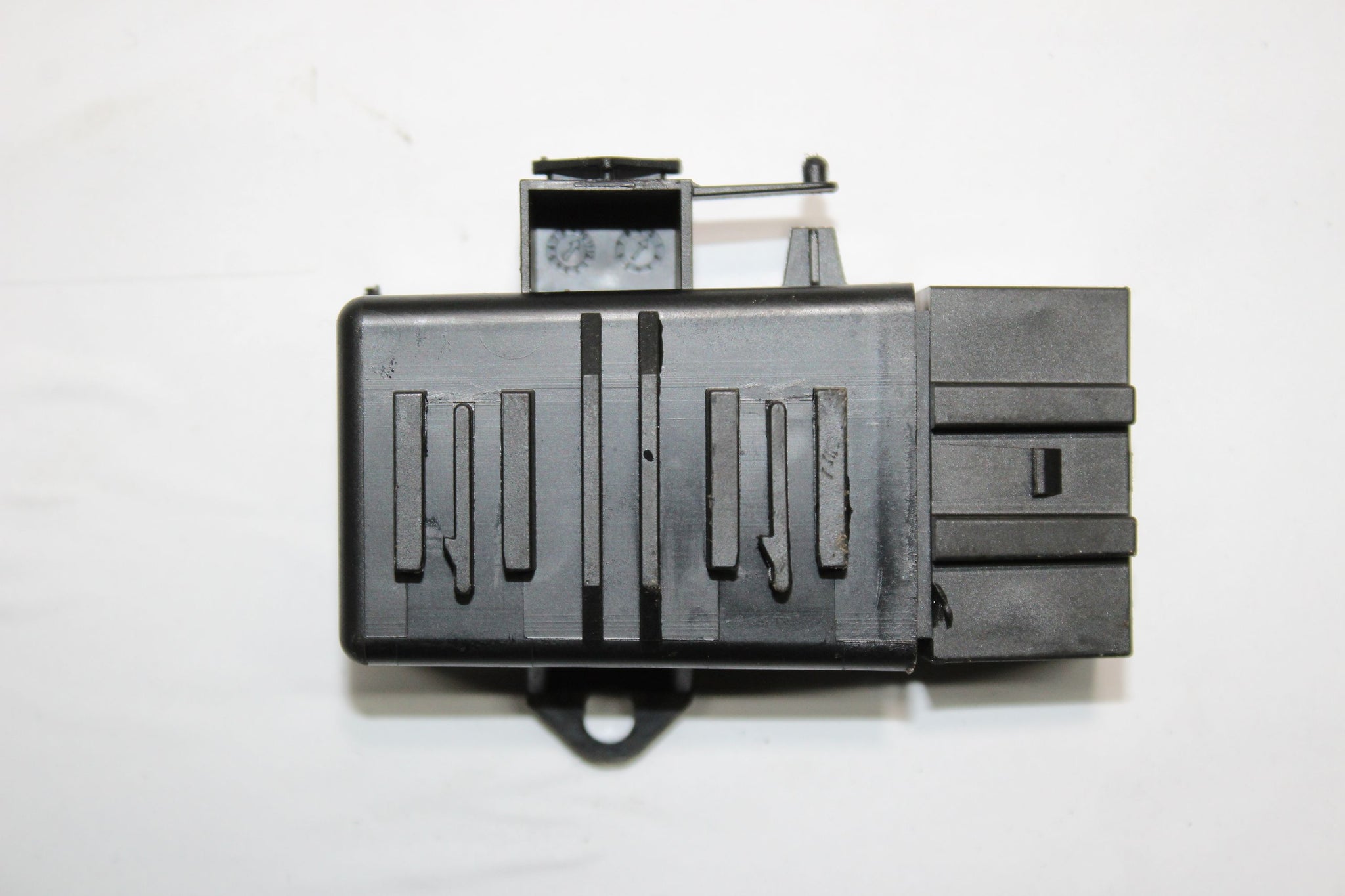 2011 AUDI A1 1.4 Heated Seat Module 6R0959772