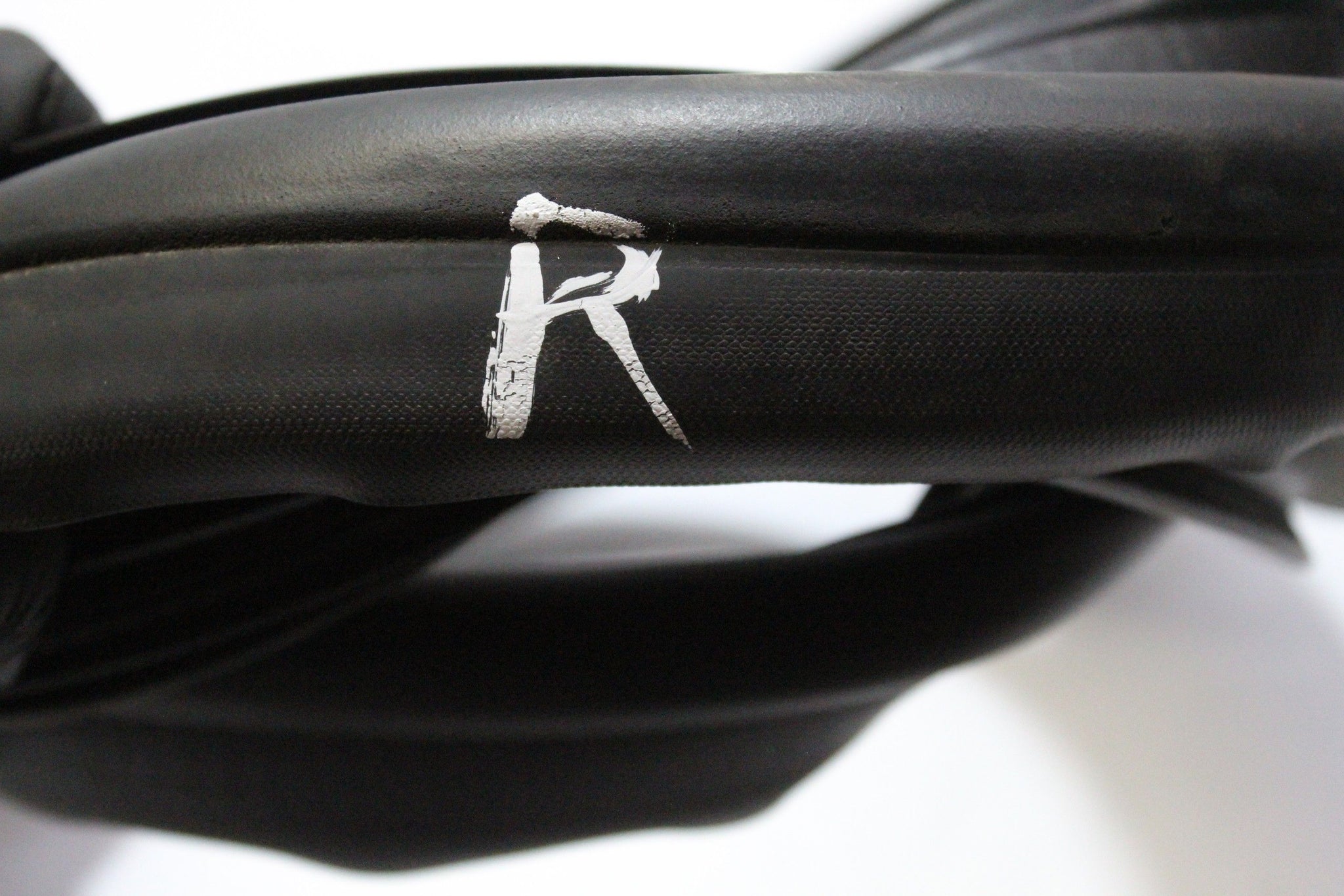 2013 FORD FIESTA Right side Front Door Seal Rubber