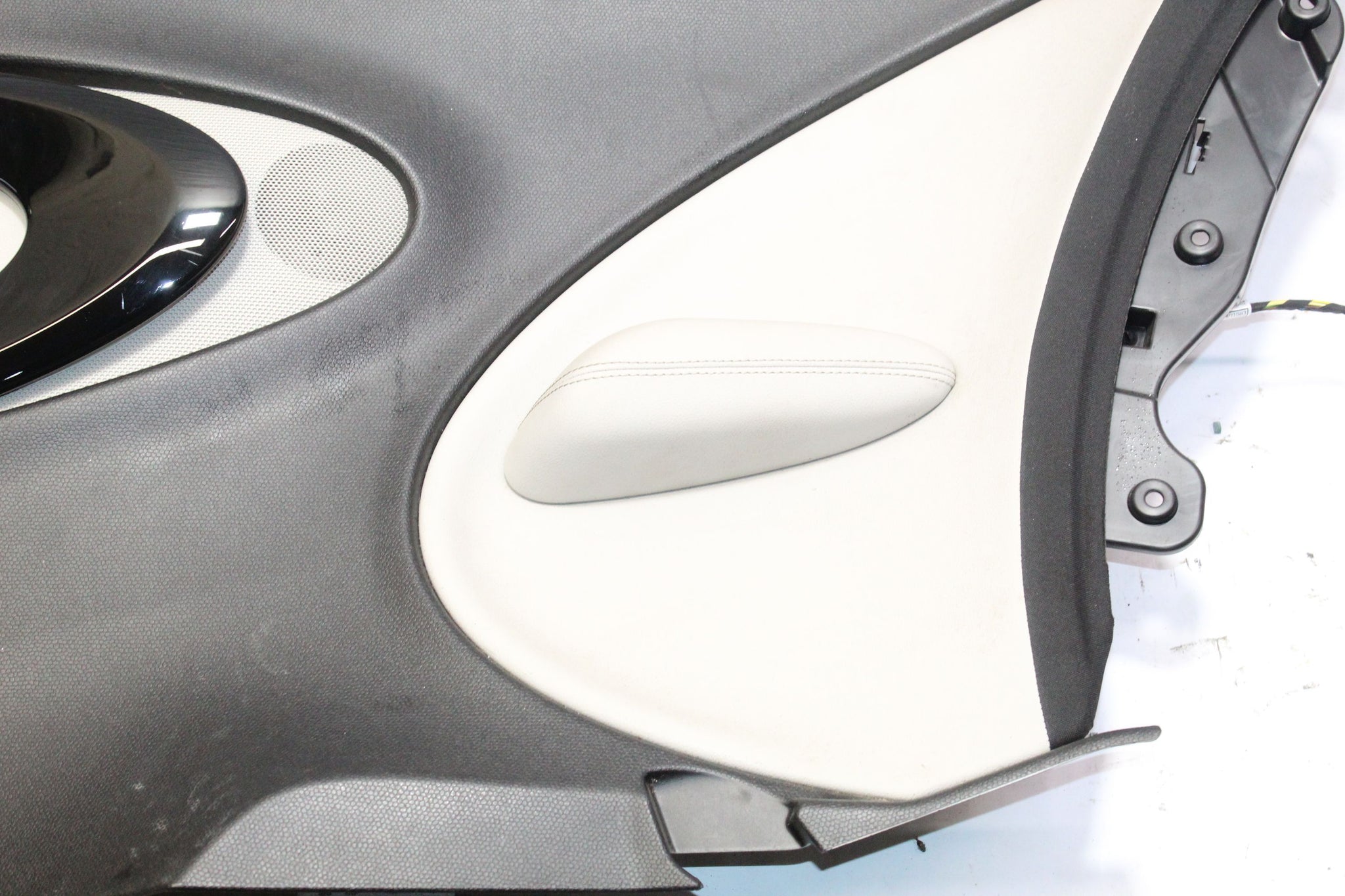 2014 MINI PACEMAN R61 Right side Rear Quarter Panel Card