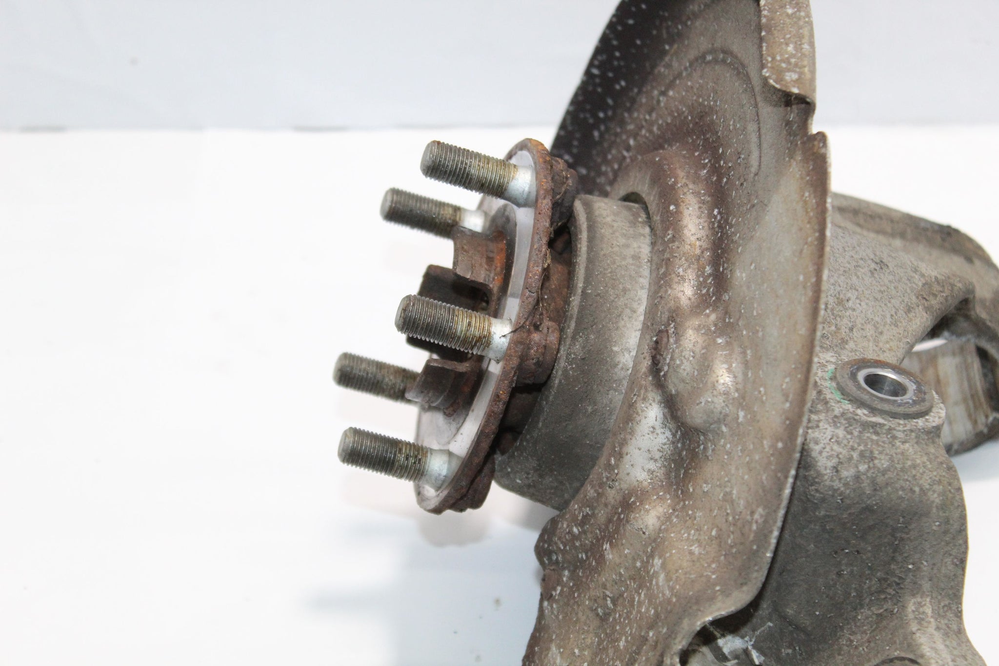 2016 RANGE ROVER EVOQUE 2.0 Right side Rear Wheel Hub