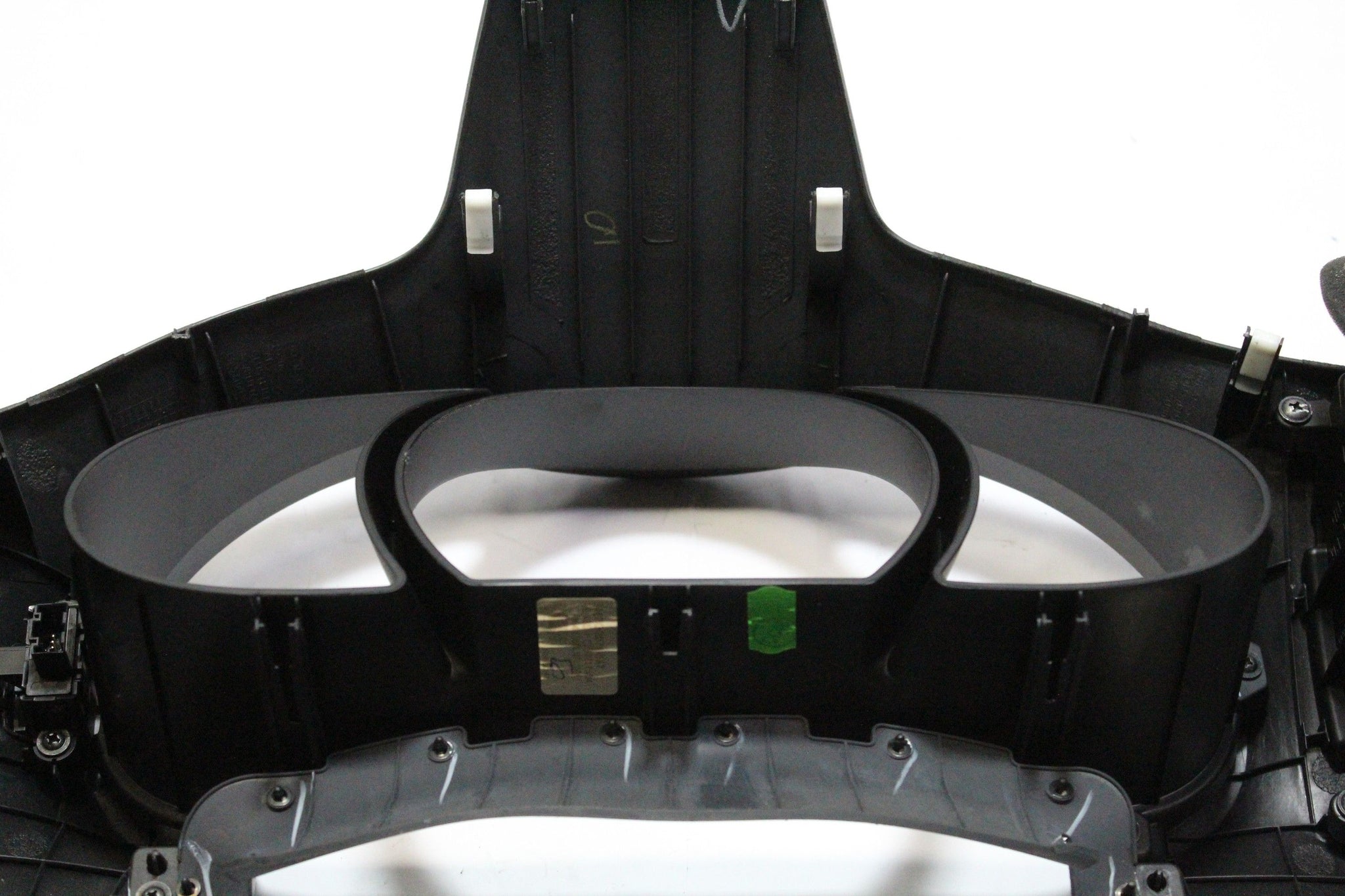 2014 KIA SPORTAGE Right side Dash Speedo Surround Trim and Air Vents