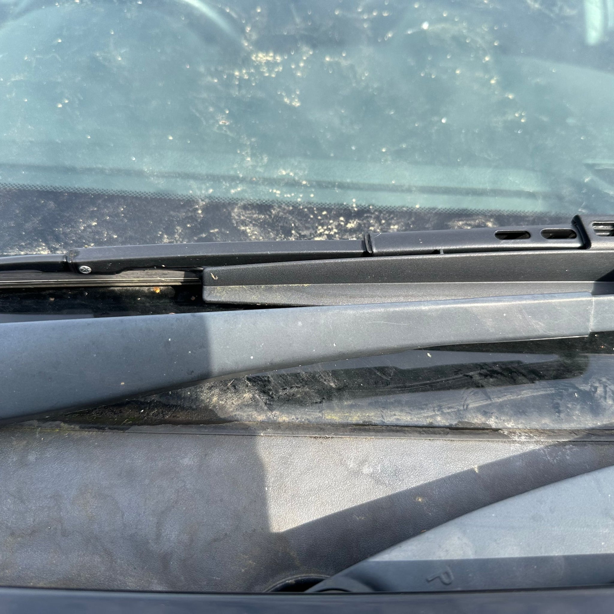 2019 HYUNDAI I40 FRONT WINDSCREEN WIPER ARMS (PAIR)