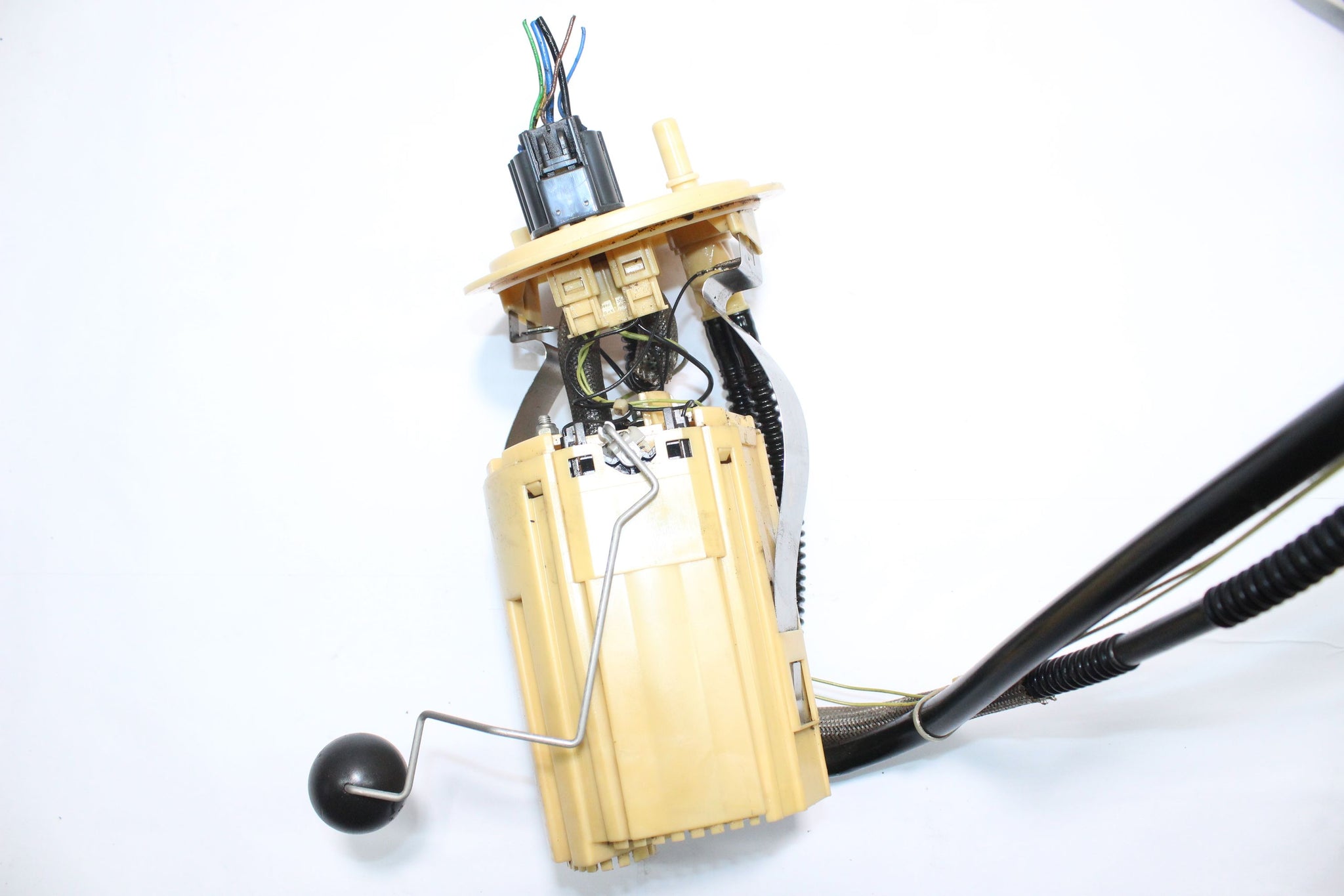 2010 VOLVO XC90 2.4 Diesel Fuel Pump Sender unit 31305186