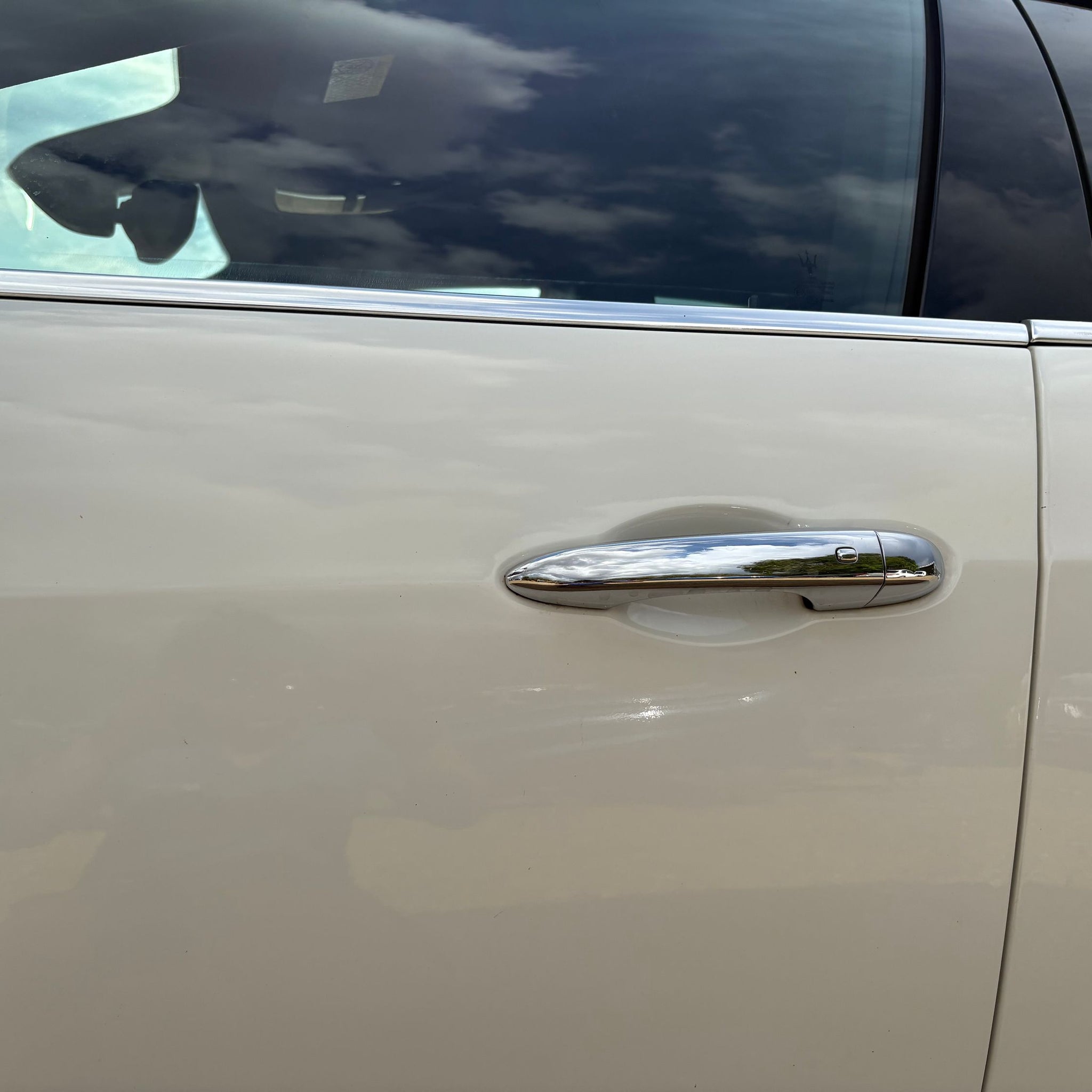 2017 MASERATI GHIBLI PASSENGER SIDE FRONT DOOR (BARE)