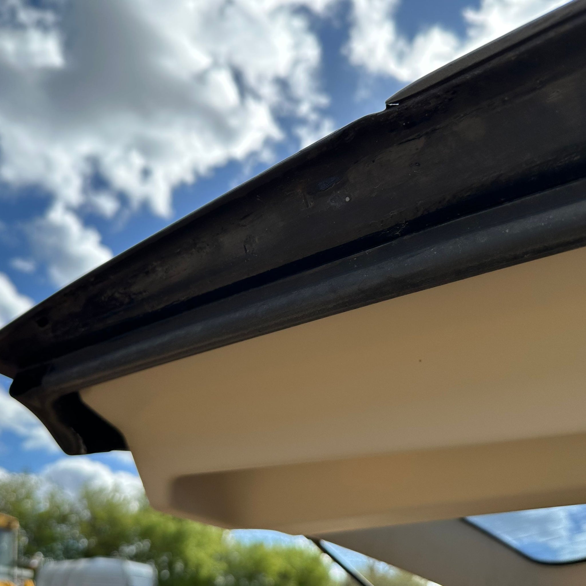 2011 RANGE ROVER VOGUE L322 BARE UPPER TAILGATE SANTORINI BLACK