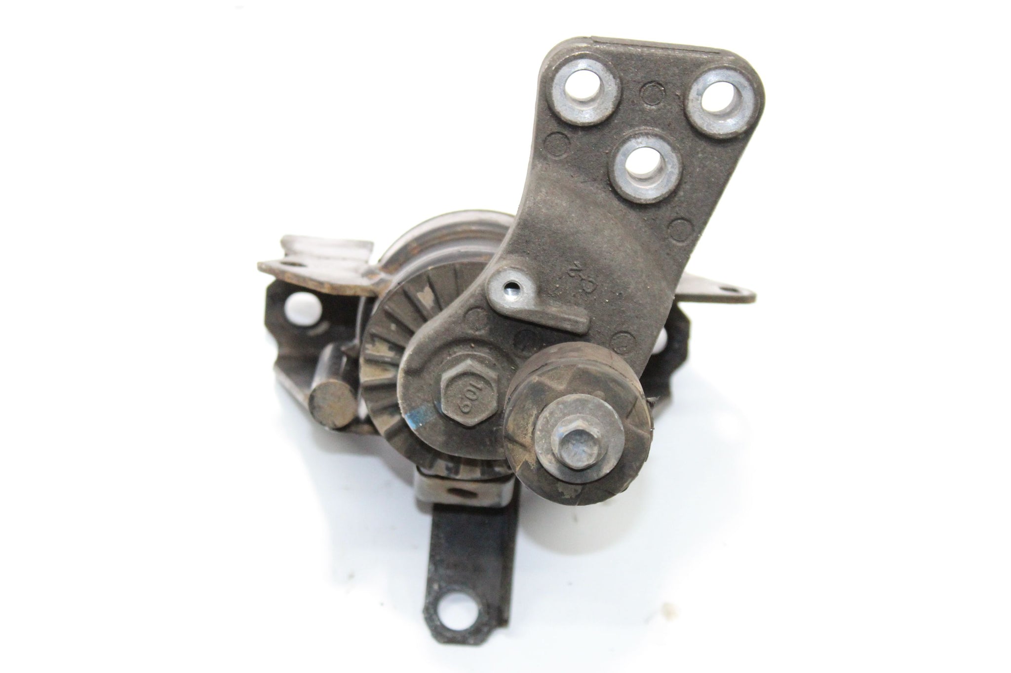 2013 MITSUBISHI MIRAGE 1.2 Engine Mount