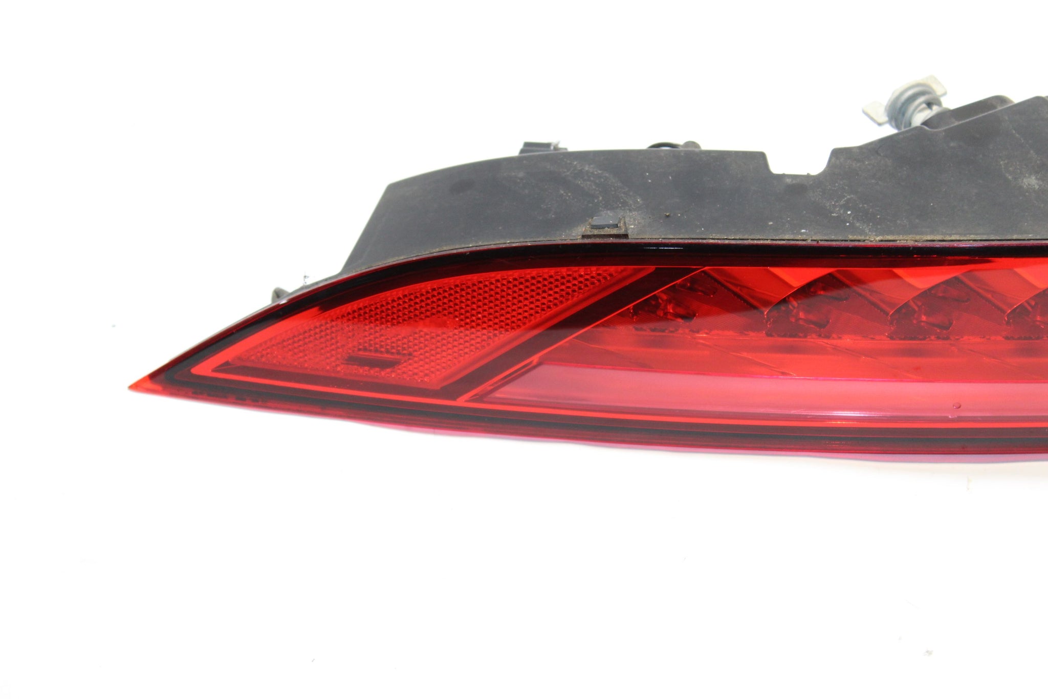 2017 JAGUAR F PACE 2.0 Left side Rear Tail Light HK83-13405-AF