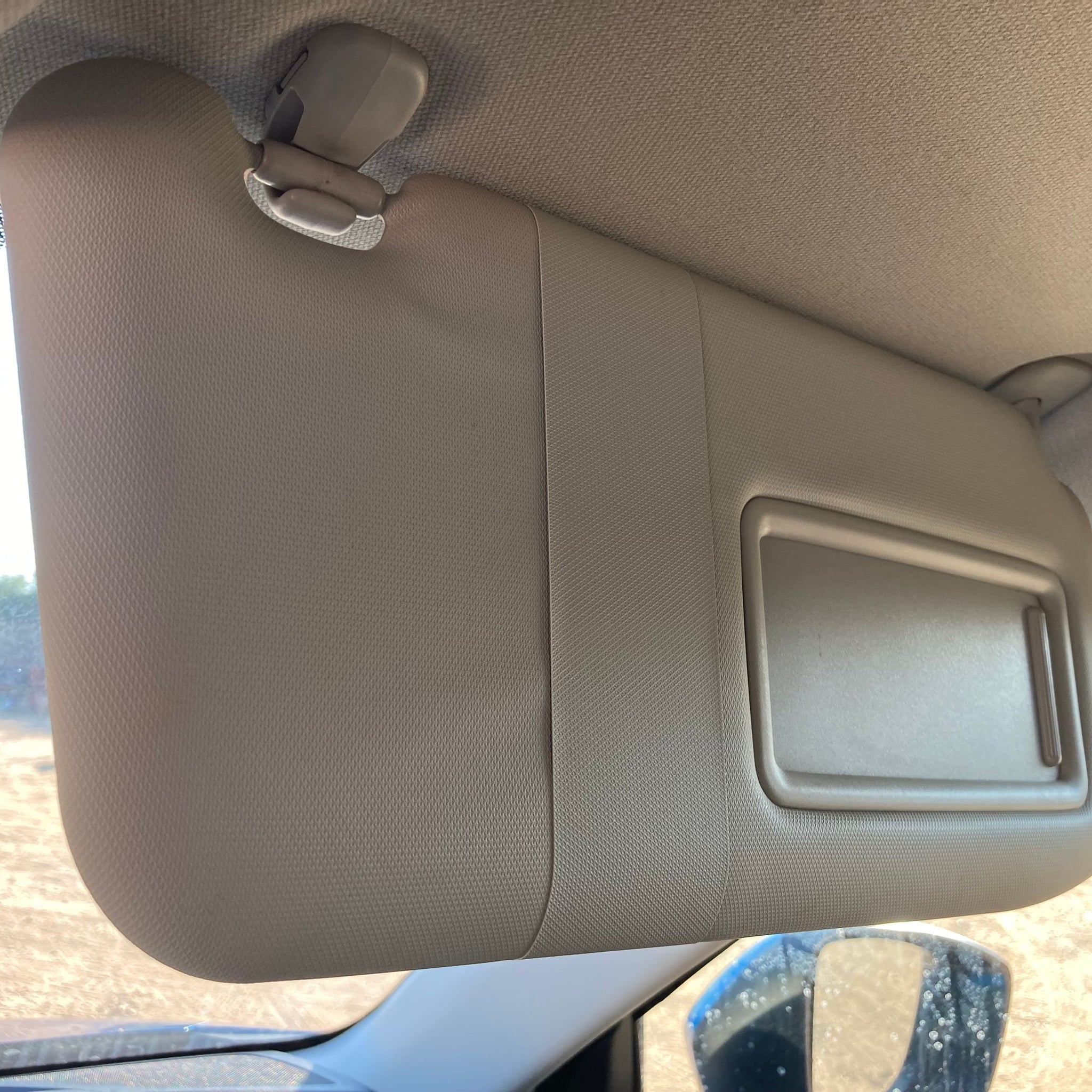 2013 MAZDA CX-5 RIGHT SIDE SUN VISOR