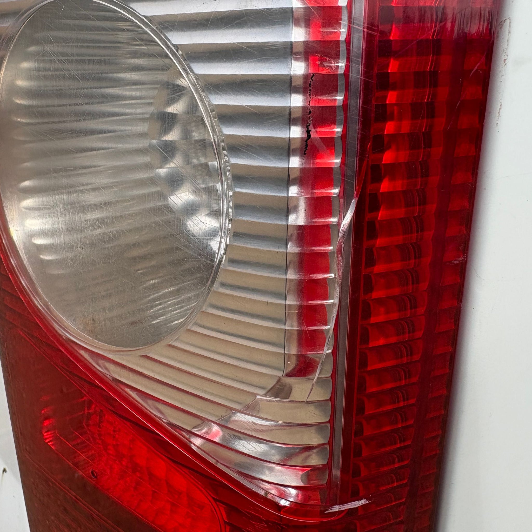 2011 CITROEN DISPATCH RIGHT SIDE REAR TAIL LIGHT