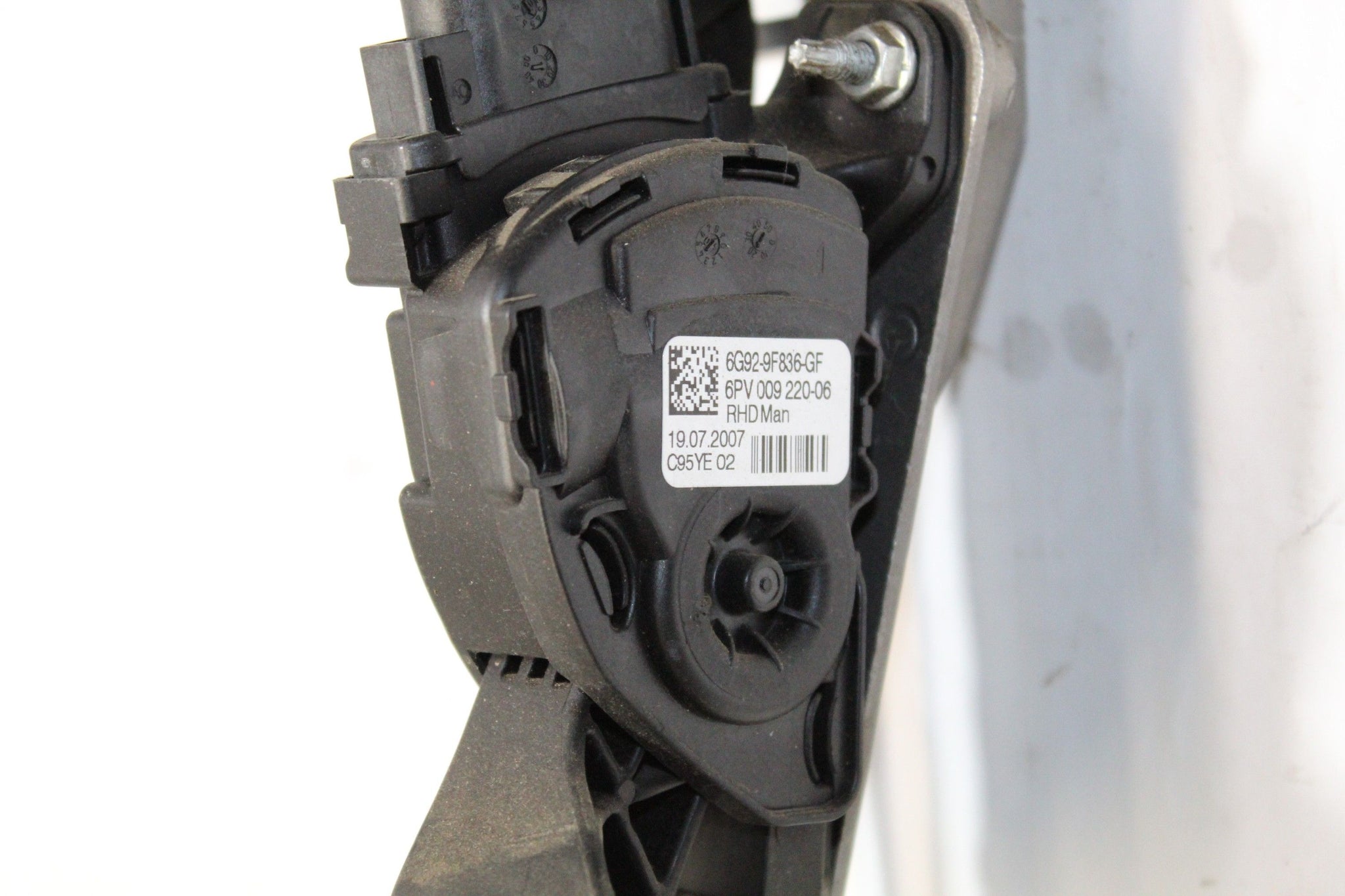 2007 Land Rover Freelander 2 2.2 Brake and Accelerator Pedal 6G929F836GF