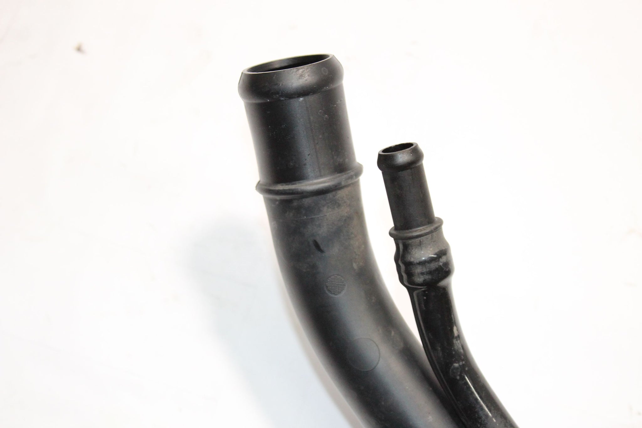 2016 HYUNDAI I30 MK2 1.6 Diesel Fuel Filler Neck 31030-A6XXX