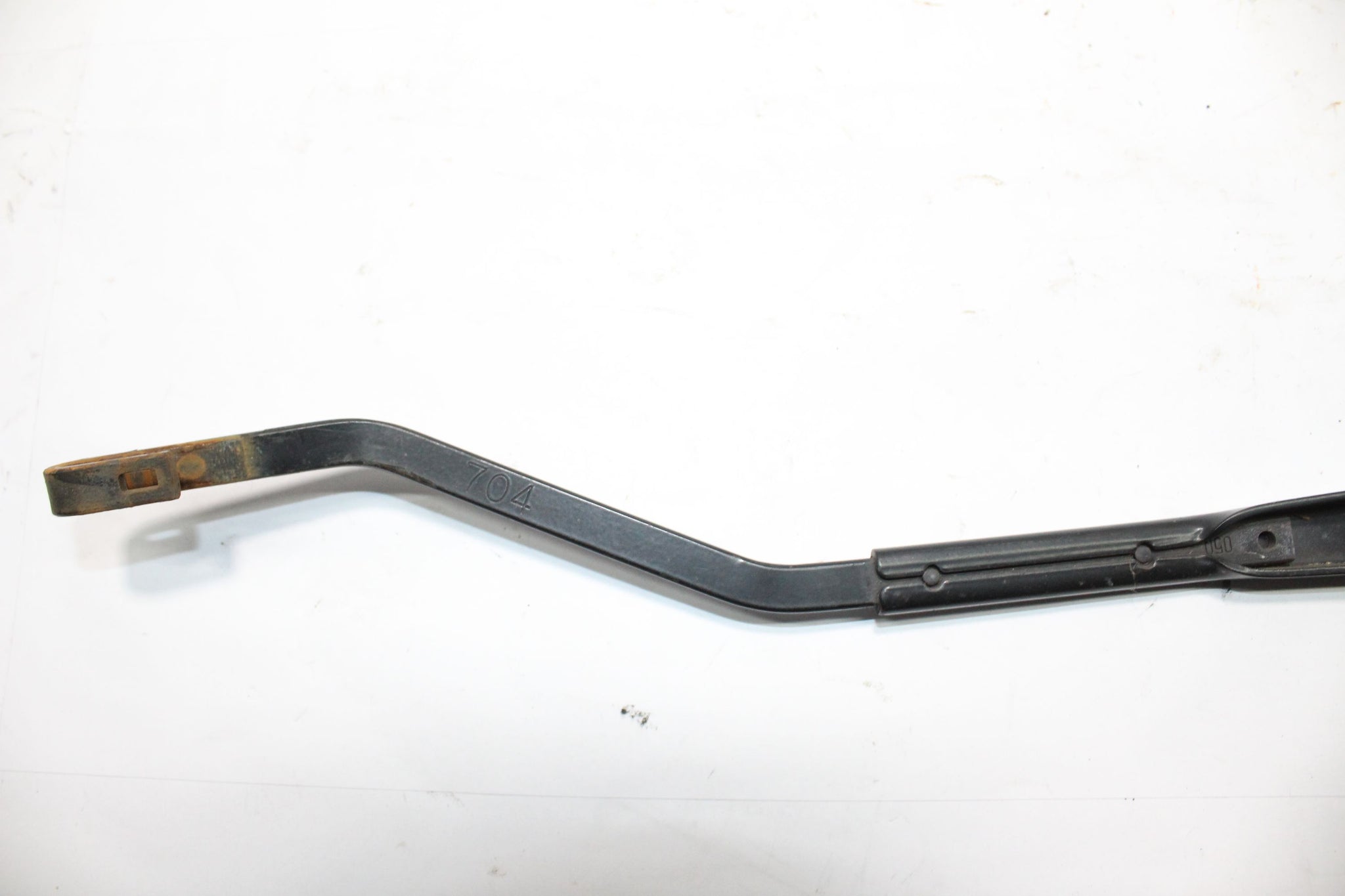 2013 SUZUKI SX4 S-CROSS FRONT WIPER ARMS (PAIR)