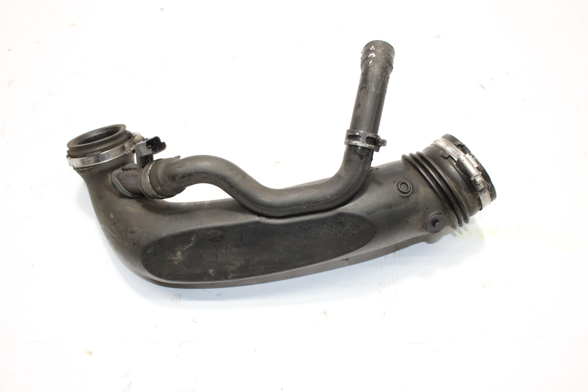 2014 PEUGEOT 5008 1.6 Air Intake Pipe 95646PS