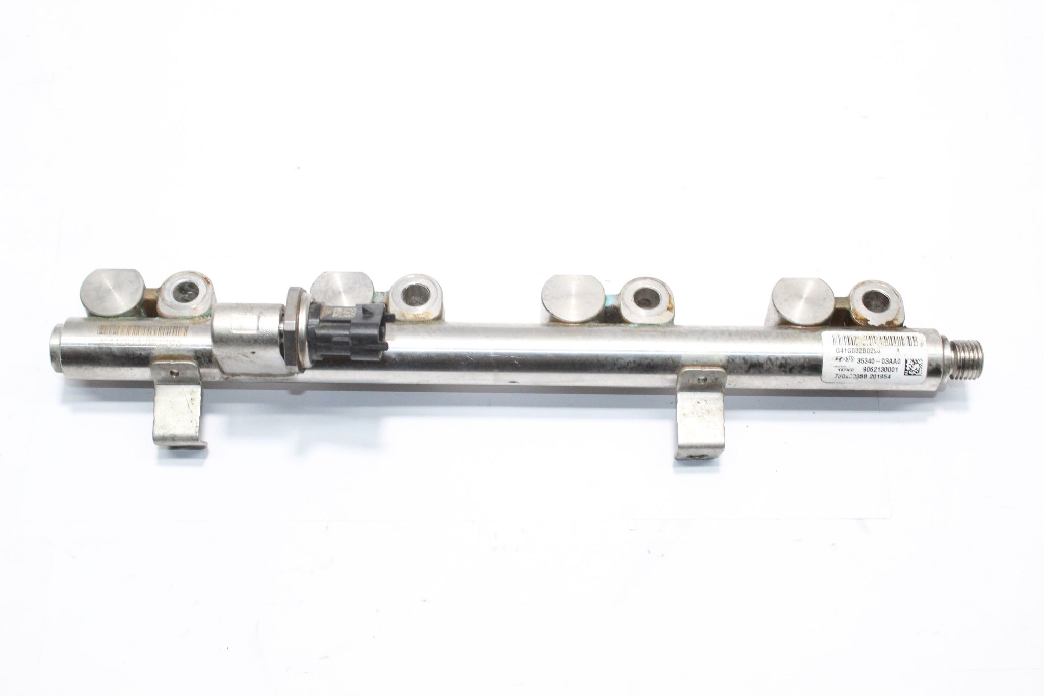 2017 HYUNDAI I30 MK3 1.4 Fuel Injector Rail and Sensor 35340-03AA0