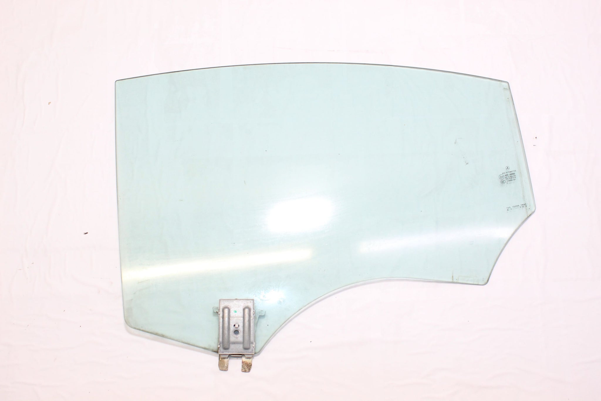 2016 MERCEDES CLS CLASS W218 LEFT SIDE REAR DOOR WINDOW GLASS
