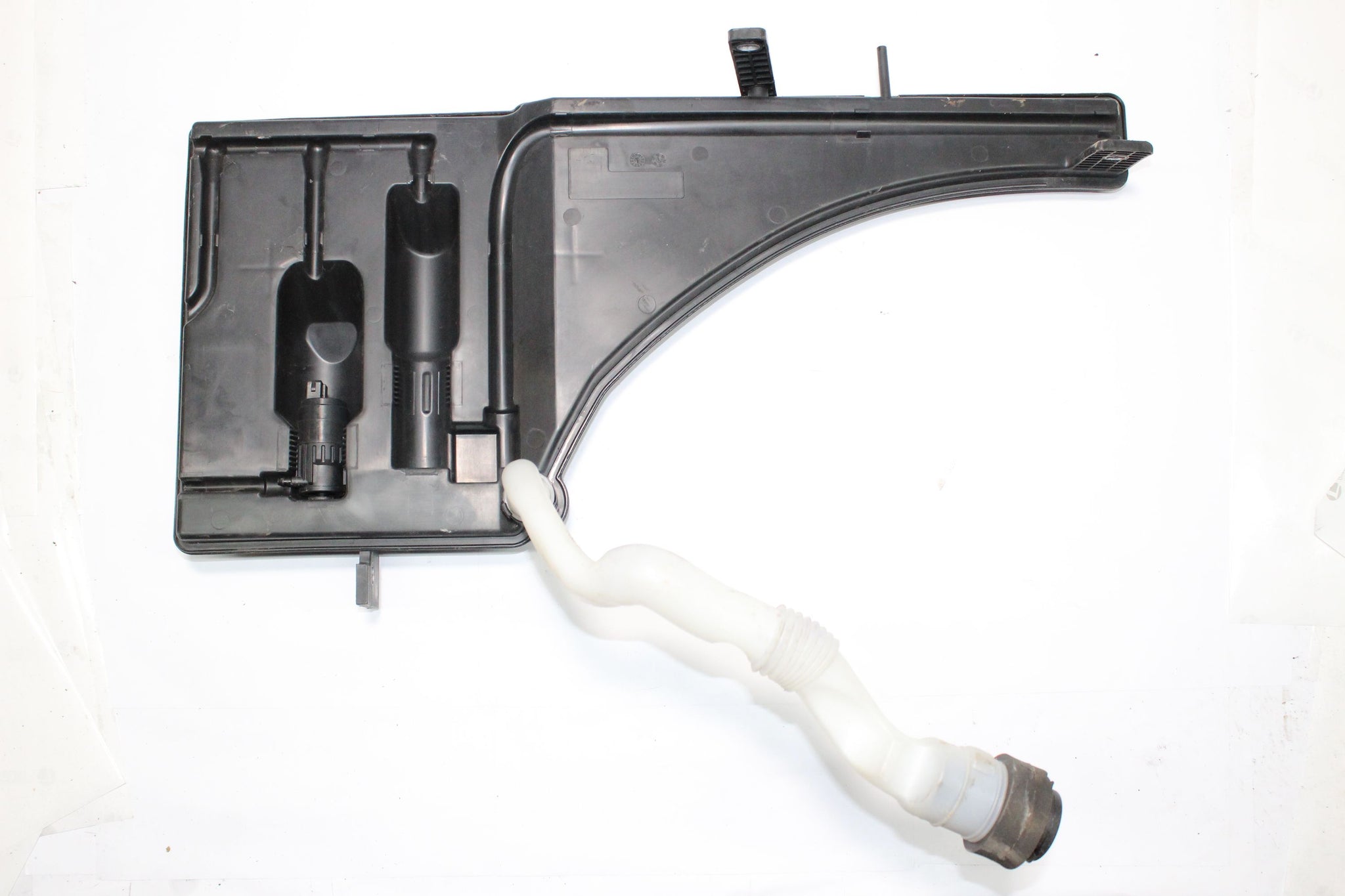2016 MASERATI GHIBLI Windscreen Washer Bottle Pump 670006414