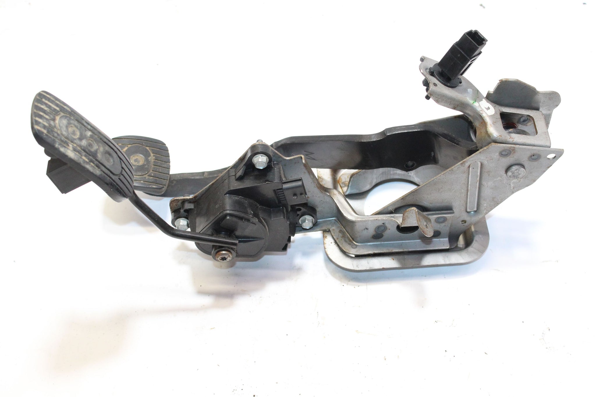 2004 NISSAN MICRA 1.2 Accelerator Pedal and Brake Pedal