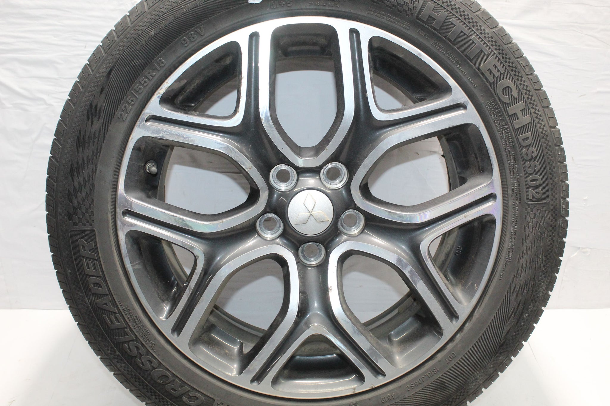 2014 MITSUBISHI OUTLANDER MK3 225 / 55 R18 5.9MM
