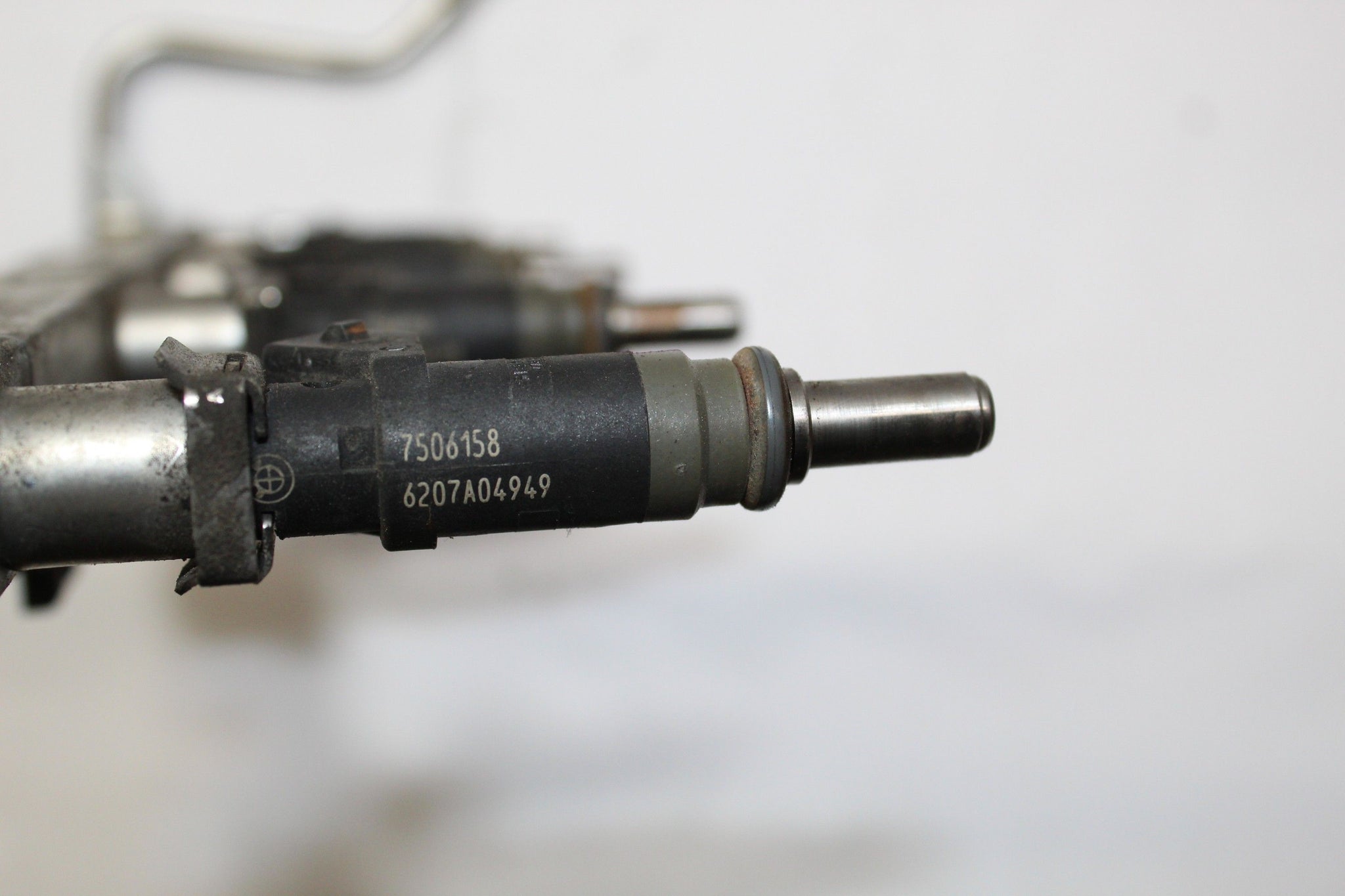 2006 BMW Z4 2.0 Fuel Injector Rail with Injectors