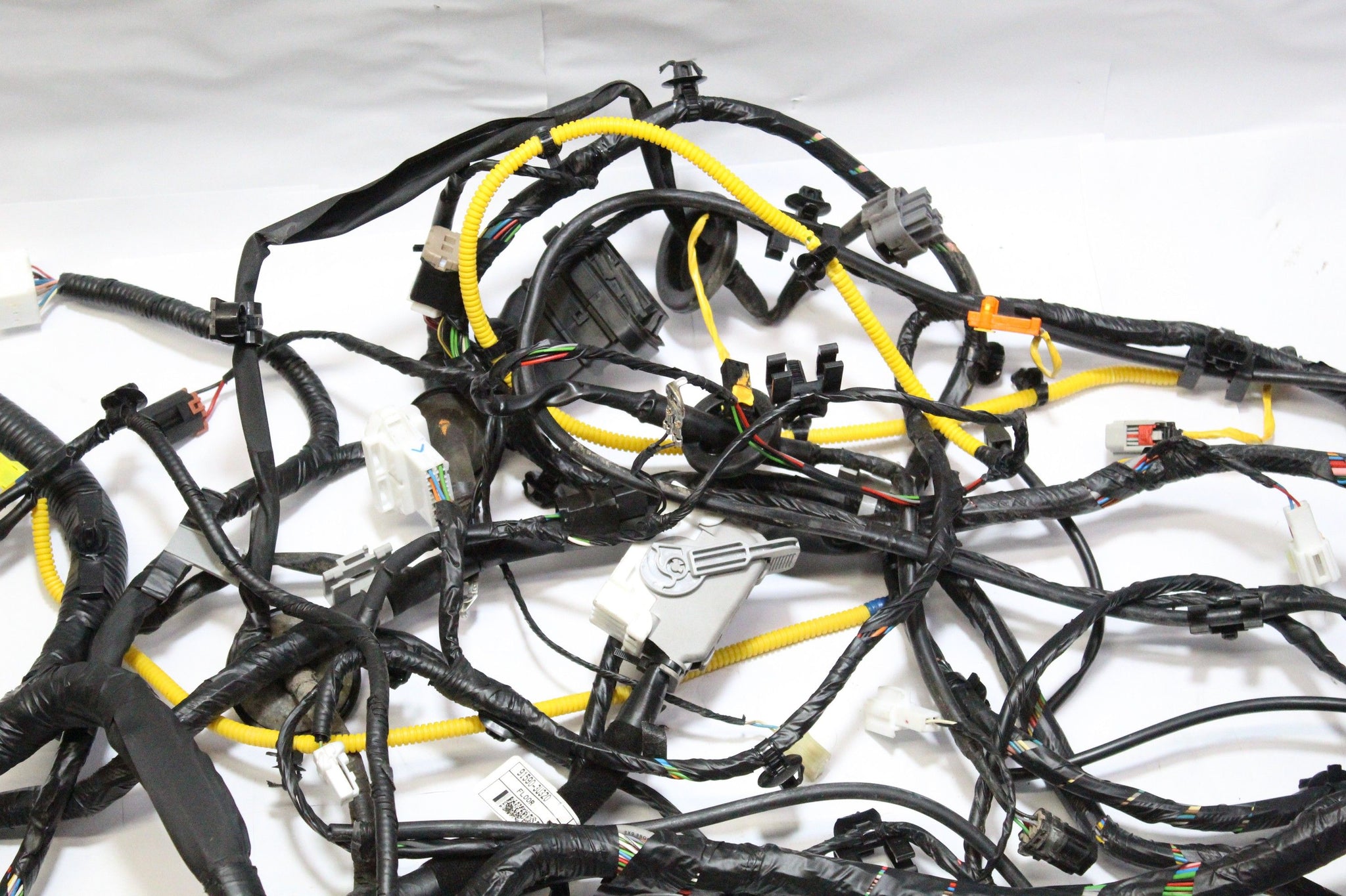 2014 KIA SPORTAGE 1.6 Petrol Floor Wiring Harness Loom 915903U320