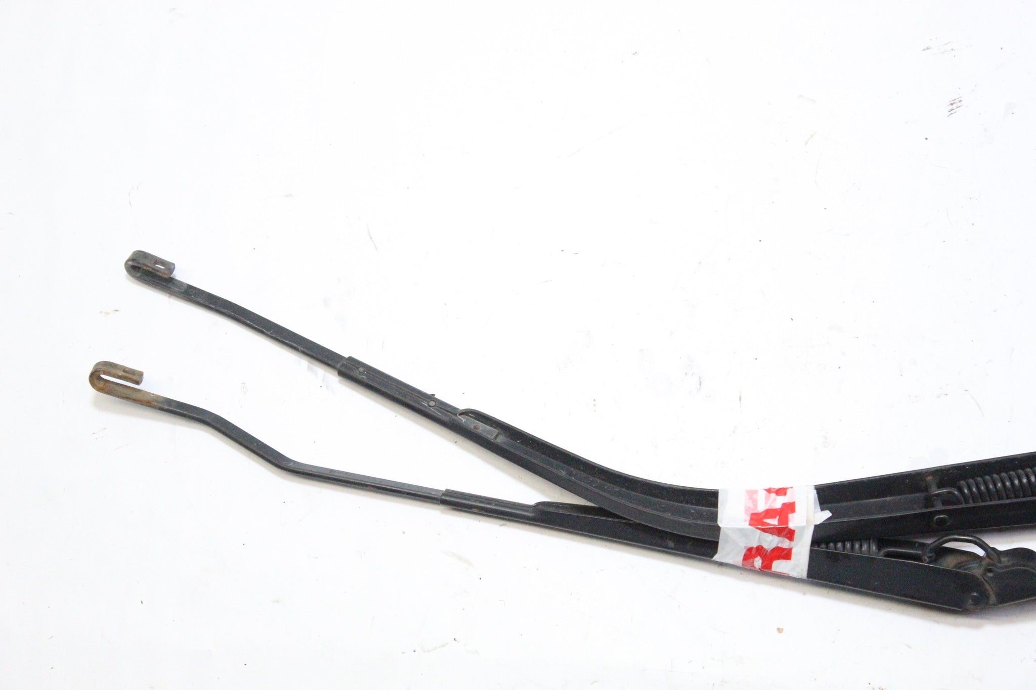 2010 MITSUBISHI ASX Front Wiper Arm Pair