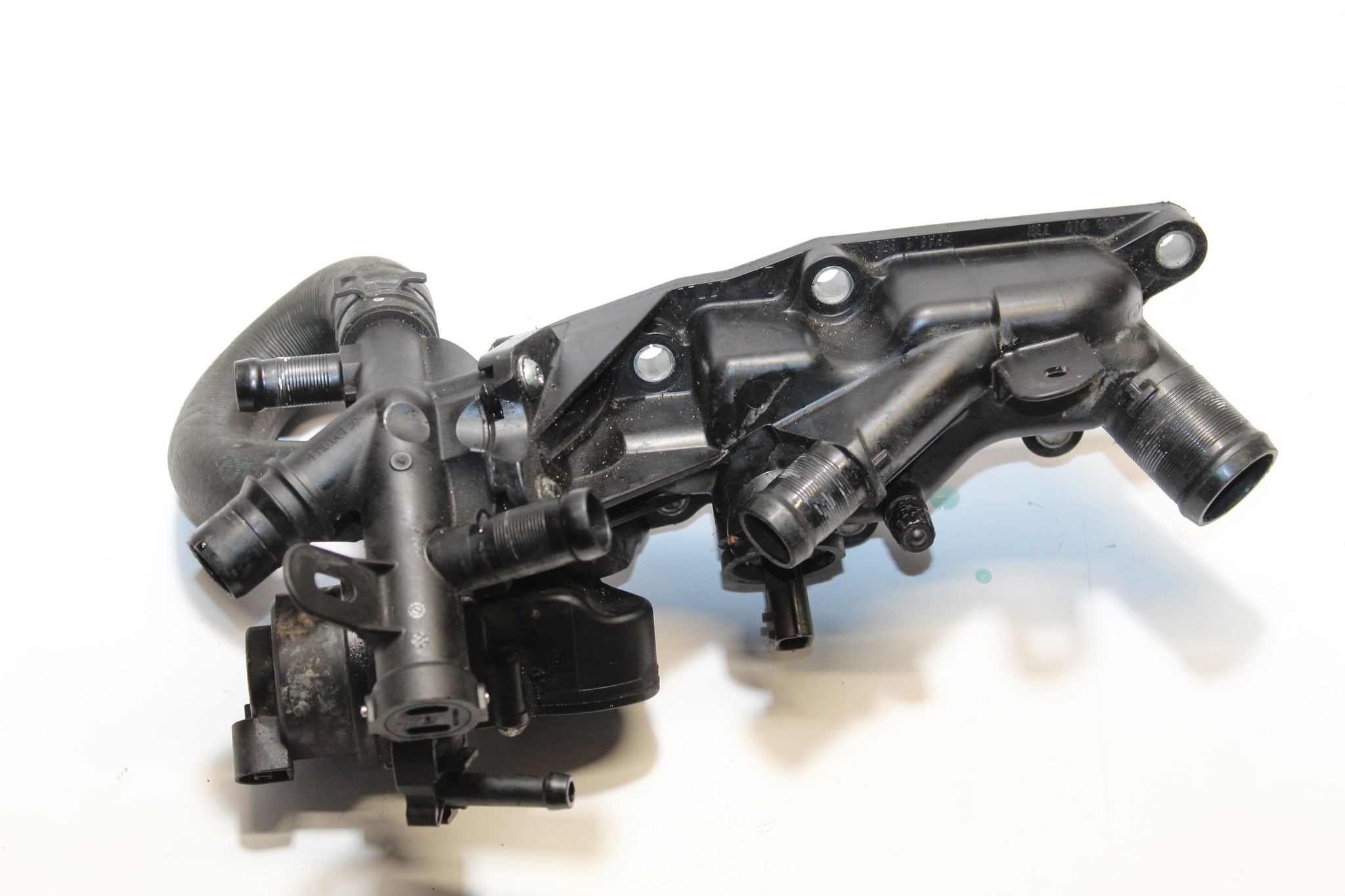 2014 NISSAN JUKE F15 1.2 Petrol Thermostat Housing
