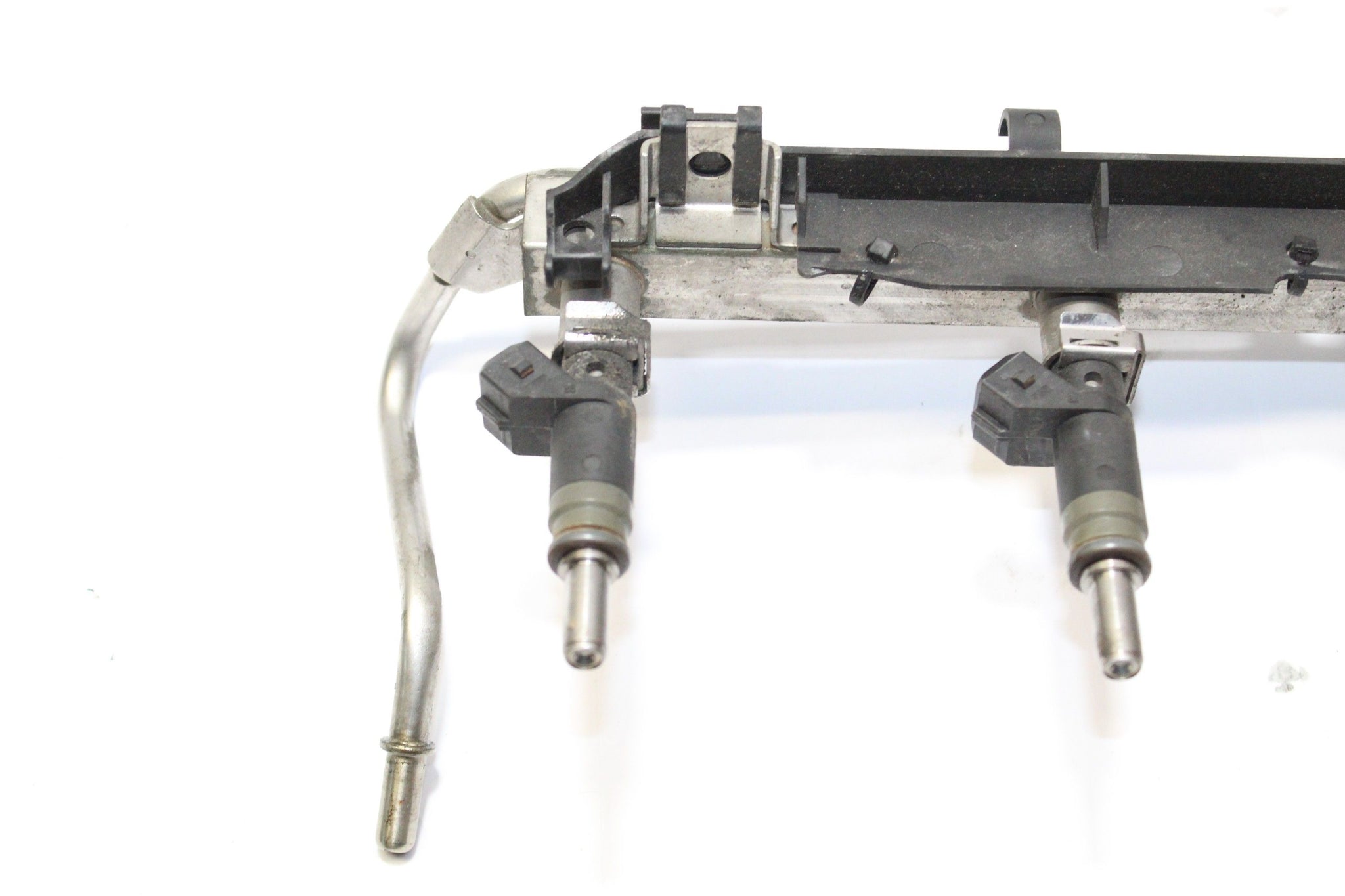 2006 BMW Z4 2.0 Fuel Injector Rail with Injectors