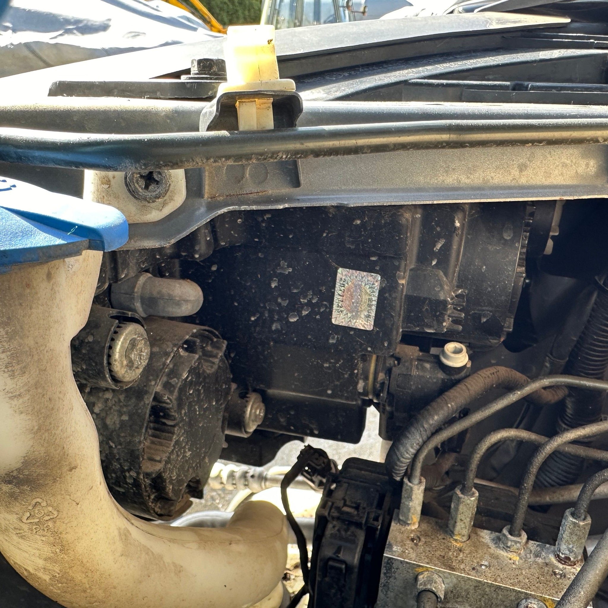 2013 SSANYONG KORANDO RIGHT SIDE FRONT HEADLIGHT