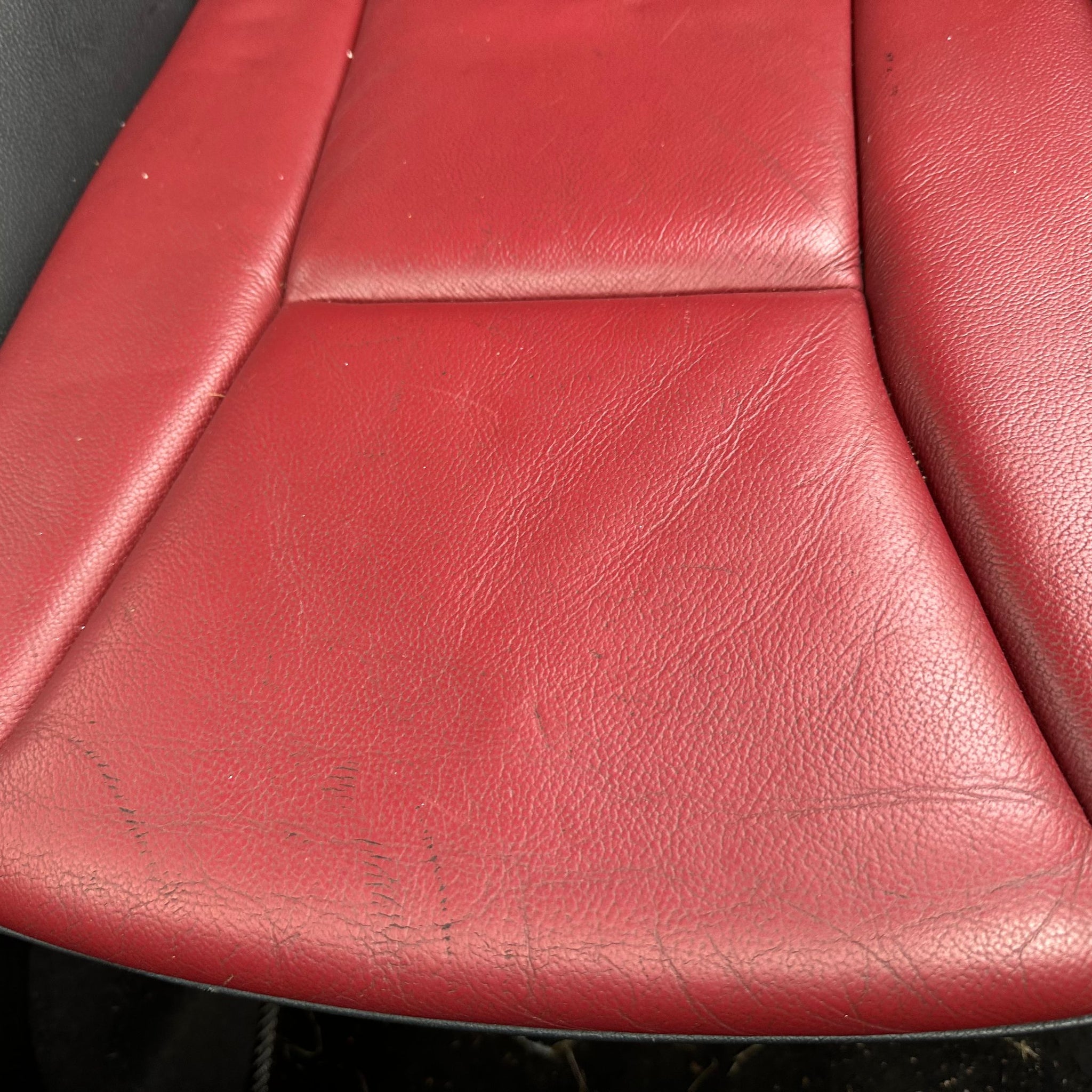 2011 AUDI A1 RED INTERIOR SEATS DOOR CARD PANELS