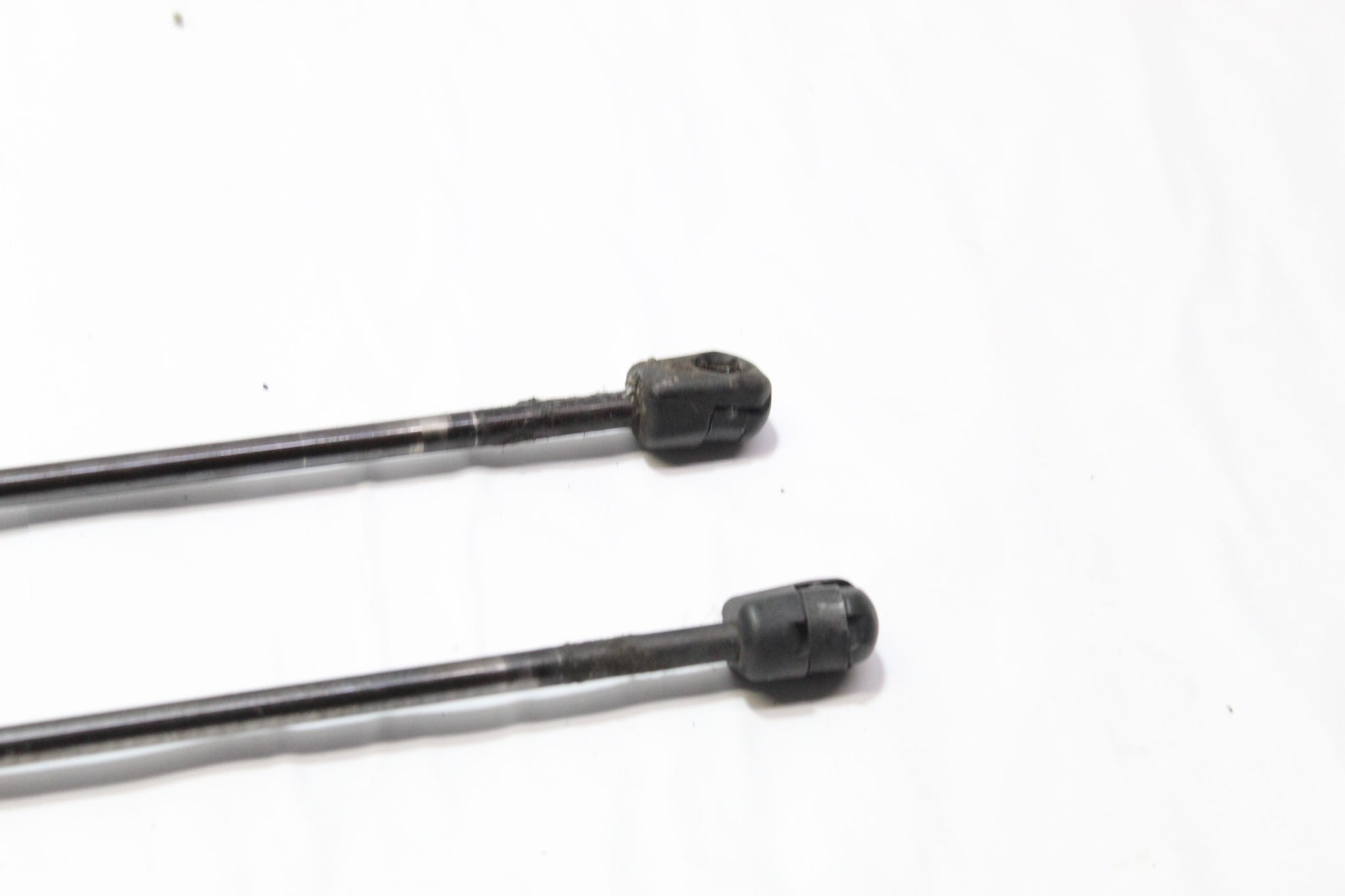 2010 FORD KUGA Tailgate Strut Pair