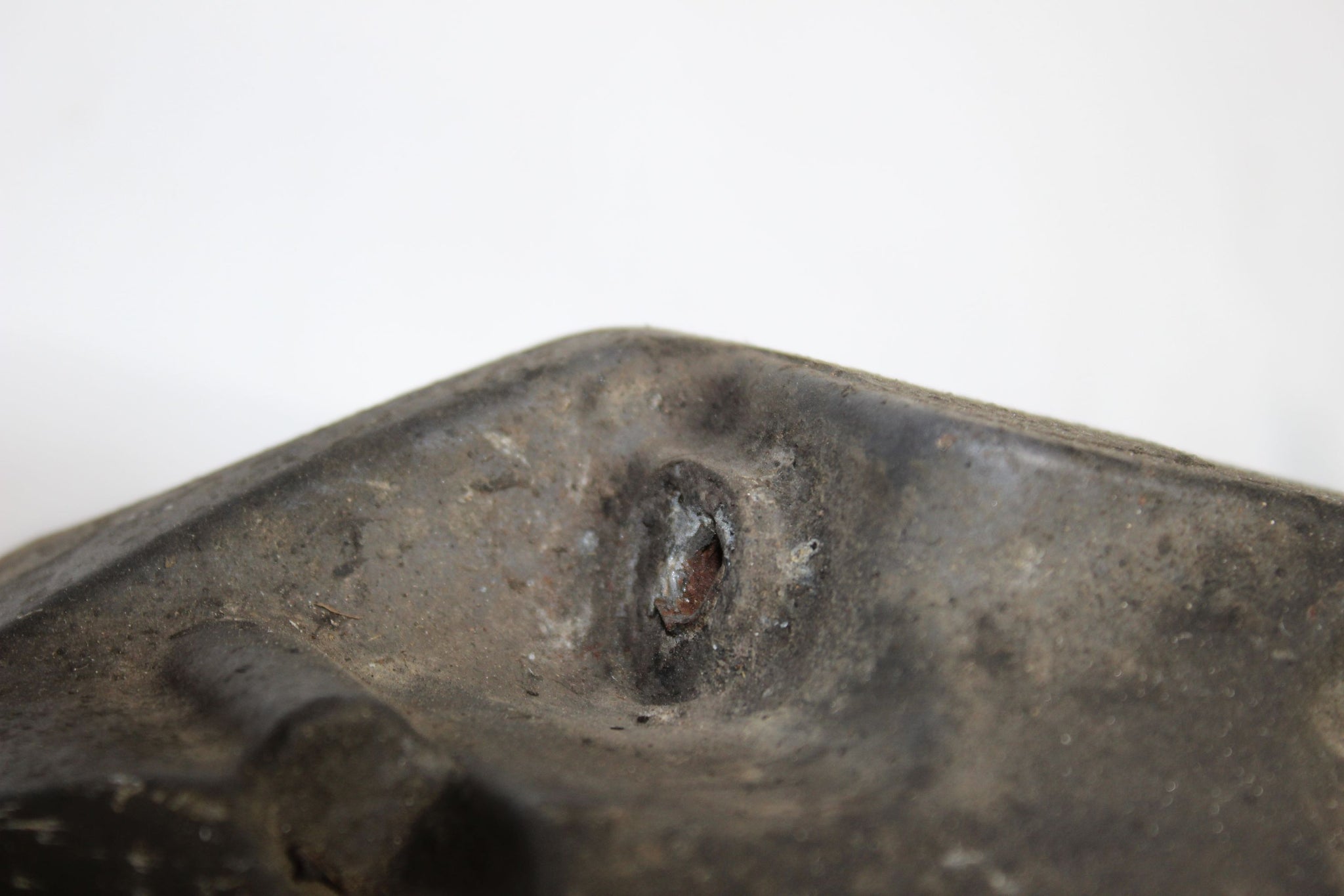 2010 RANGE ROVER VOGUE L322 4.4 Front Brake Calipers (snapped bleed nipples)