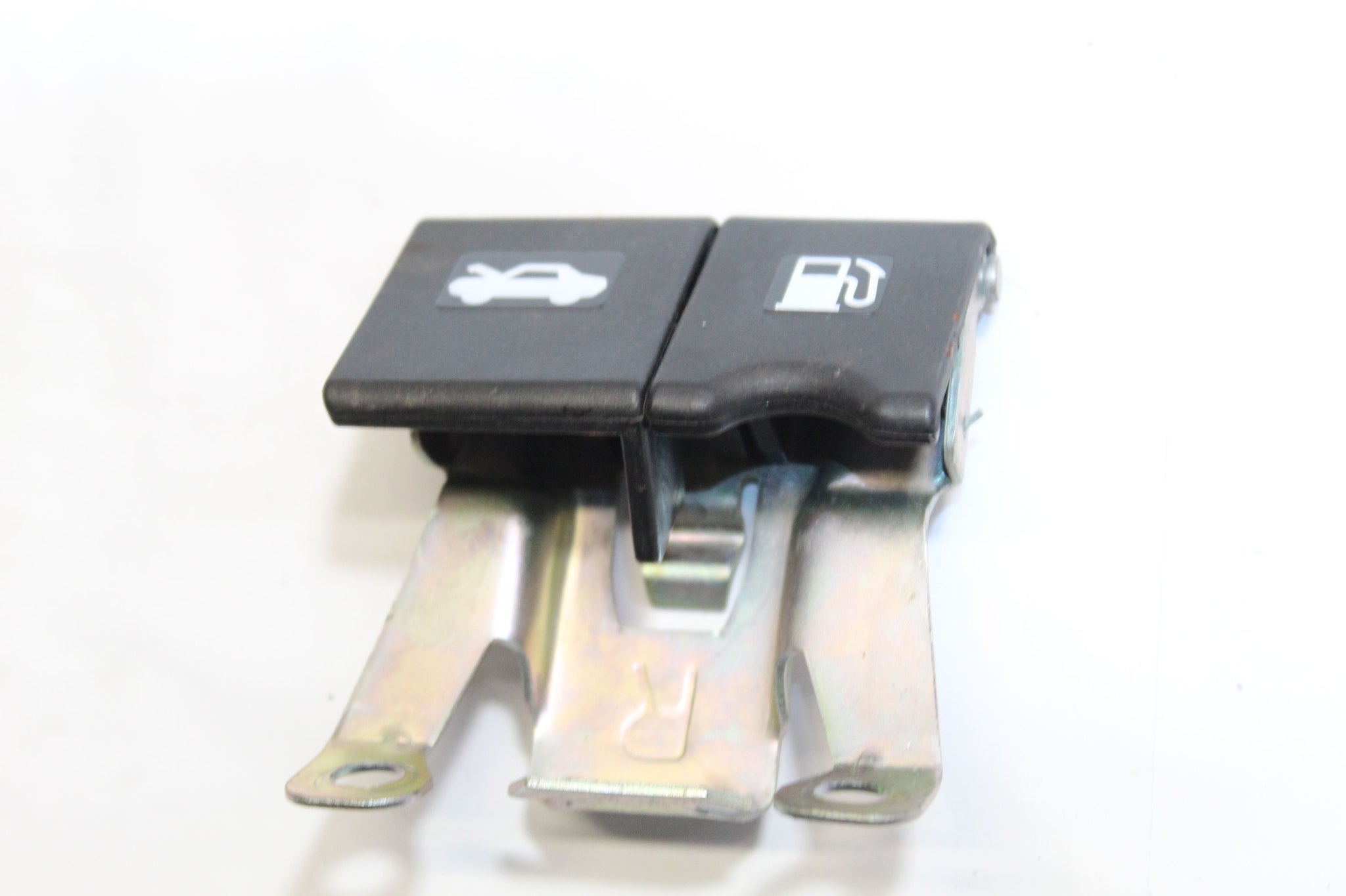 2014 NISSAN JUKE F15 Bonnet and Fuel Flap release Lever