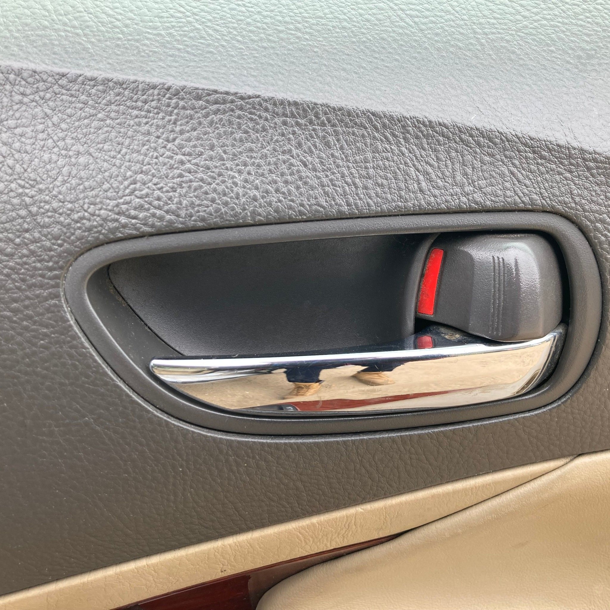 2007 LEXUS GS300 Driver side Front Complete Door SILVER