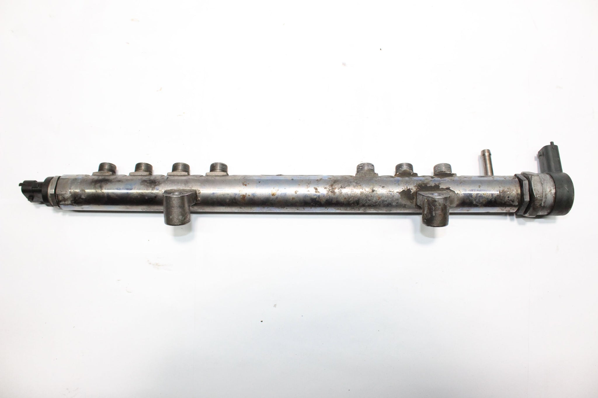 2013 VOLVO V40 2.0 Diesel Fuel Injector Rail 30777759