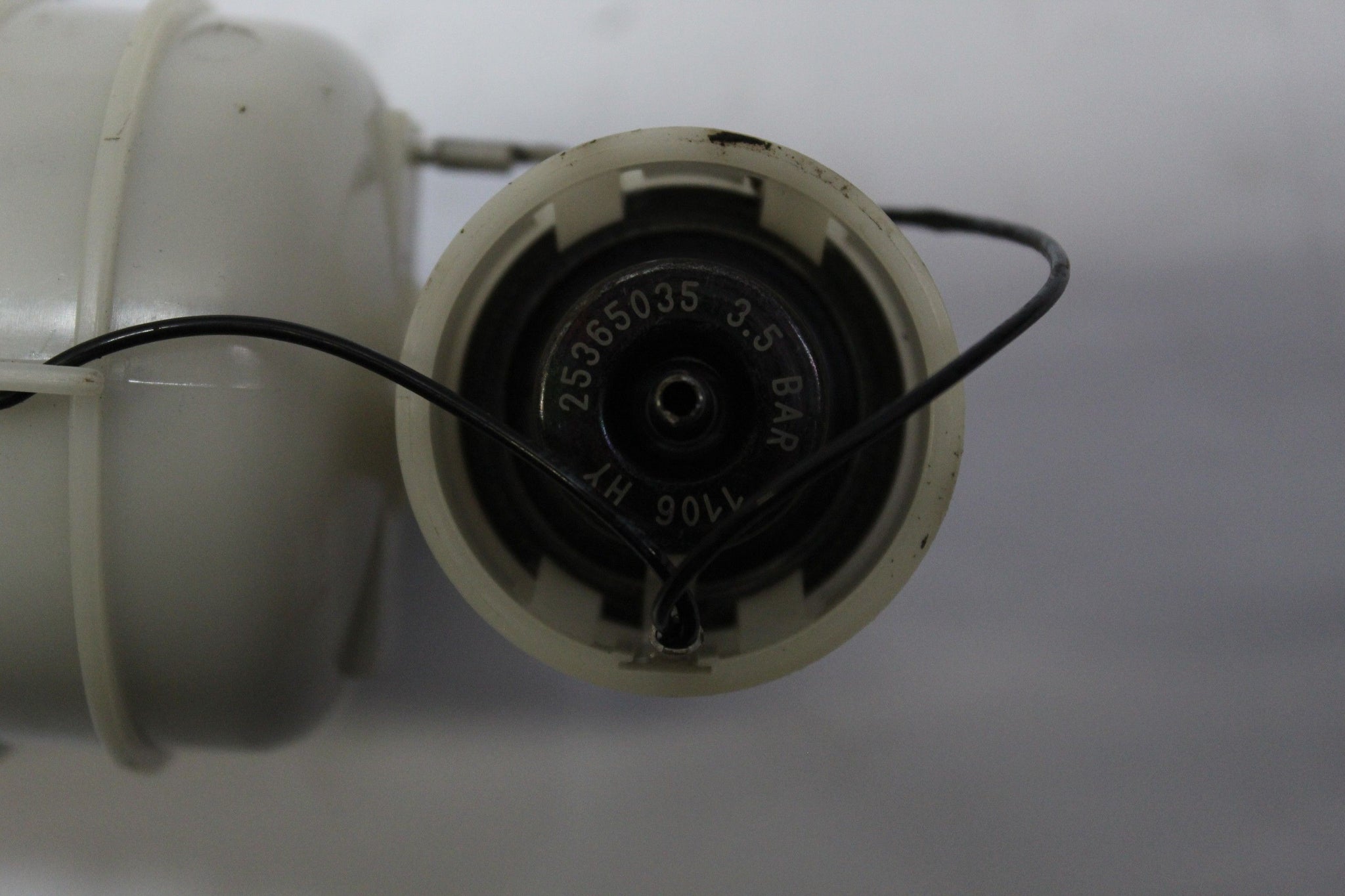 2006 BMW Z4 2.0 Petrol Fuel Filter Pressure Regulator