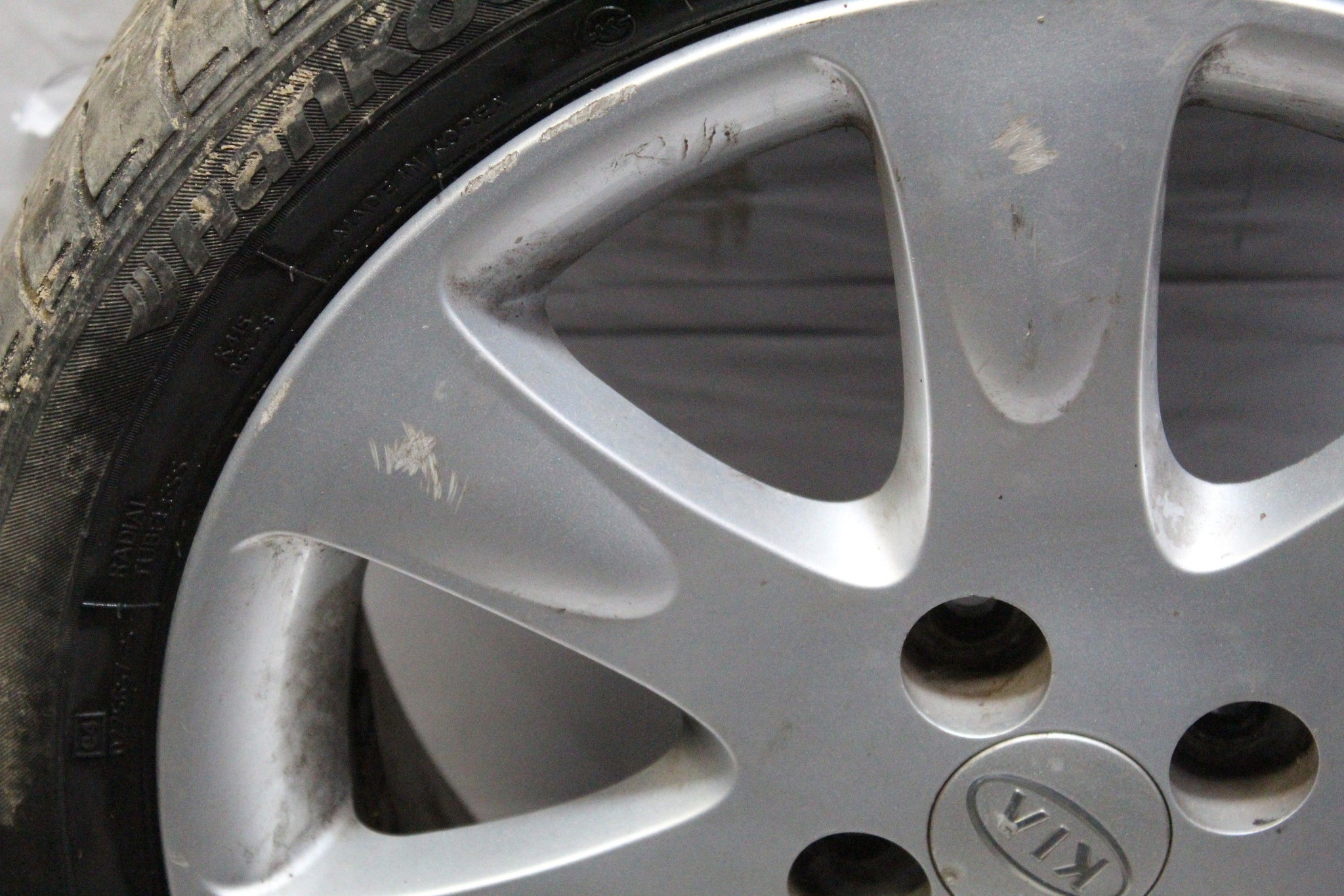 2009 KIA RIO Alloy Wheel with Tyre 205/45 R16 4.6MM