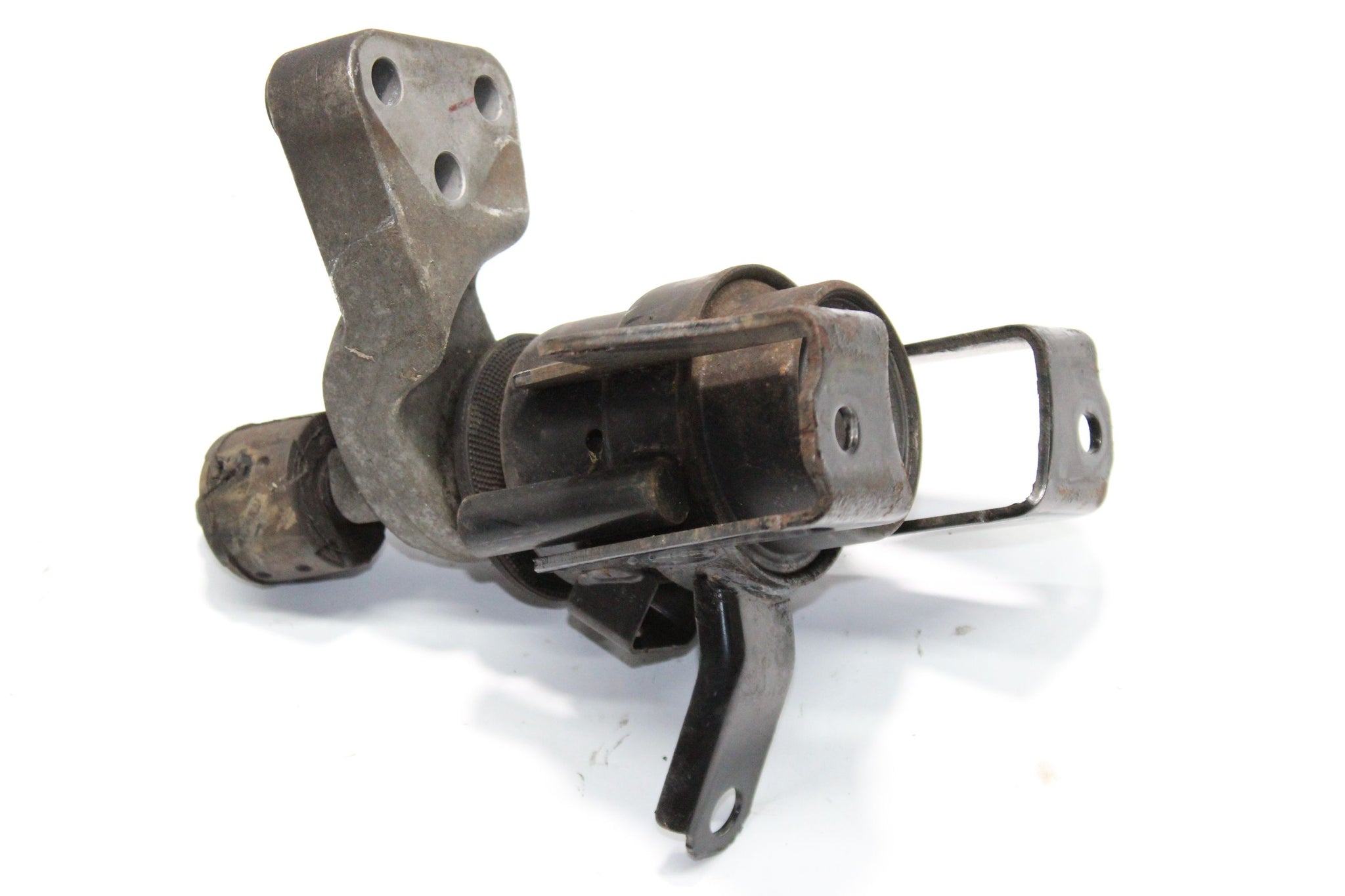 2013 MITSUBISHI MIRAGE 1.2 Engine Mount