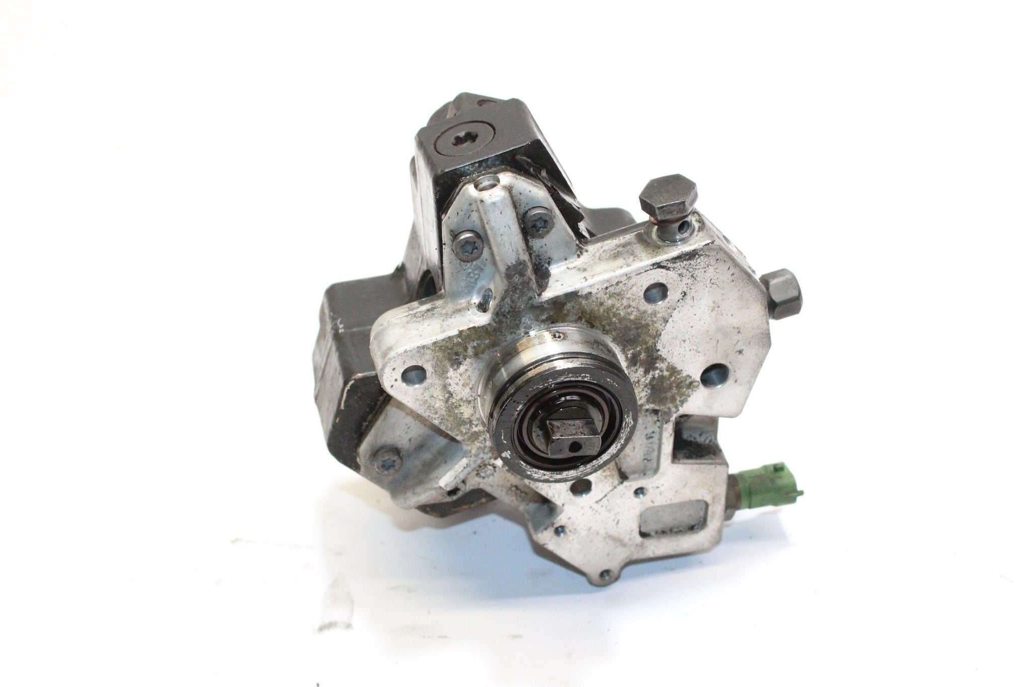 Volvo XC90 2.4 High Pressure Fuel Pump Diesel 0445010111