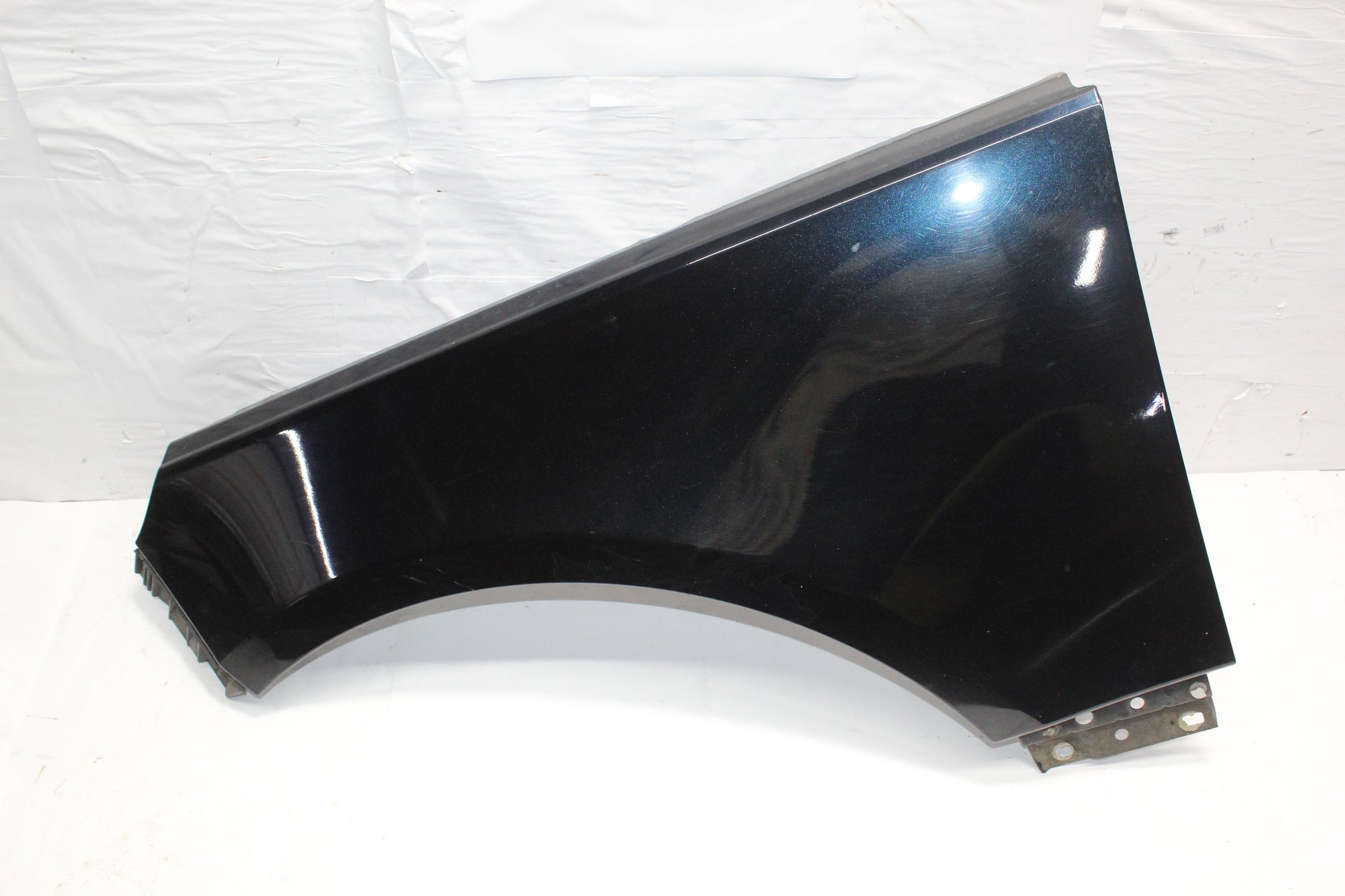 2013 RANGE ROVER VOGUE L405 Left side Wing MARIANA BLACK