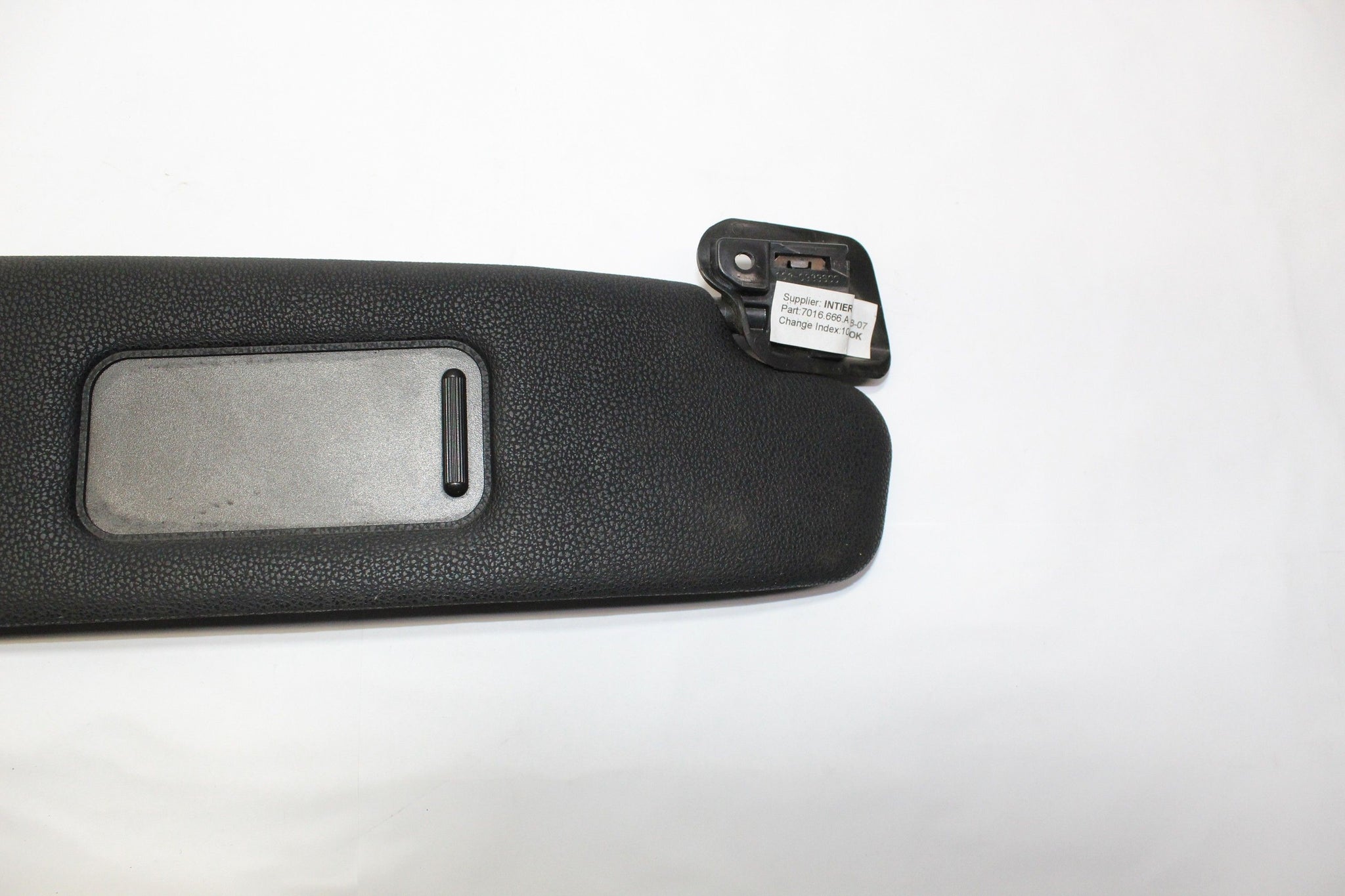 2006 BMW Z4 Right side Sun Visor
