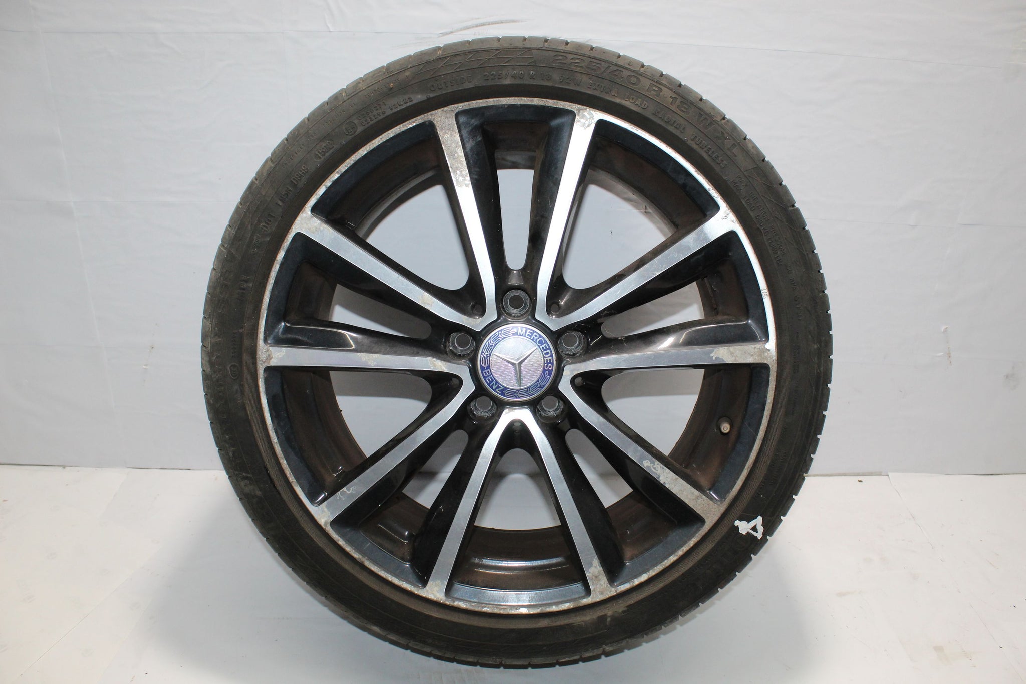 2012 MERCEDES B CLASS W246 ALLOY WHEEL WITH TYRE 225 / 40 R18