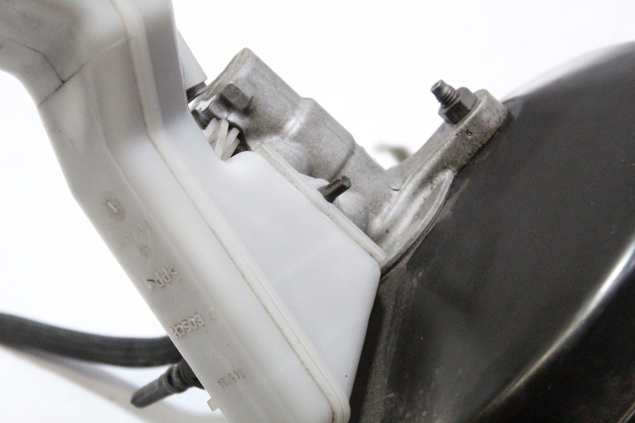 2013 FORD FIESTA 1.0 Petrol Brake Servo Master Cylinder Pump 8V512B195MG