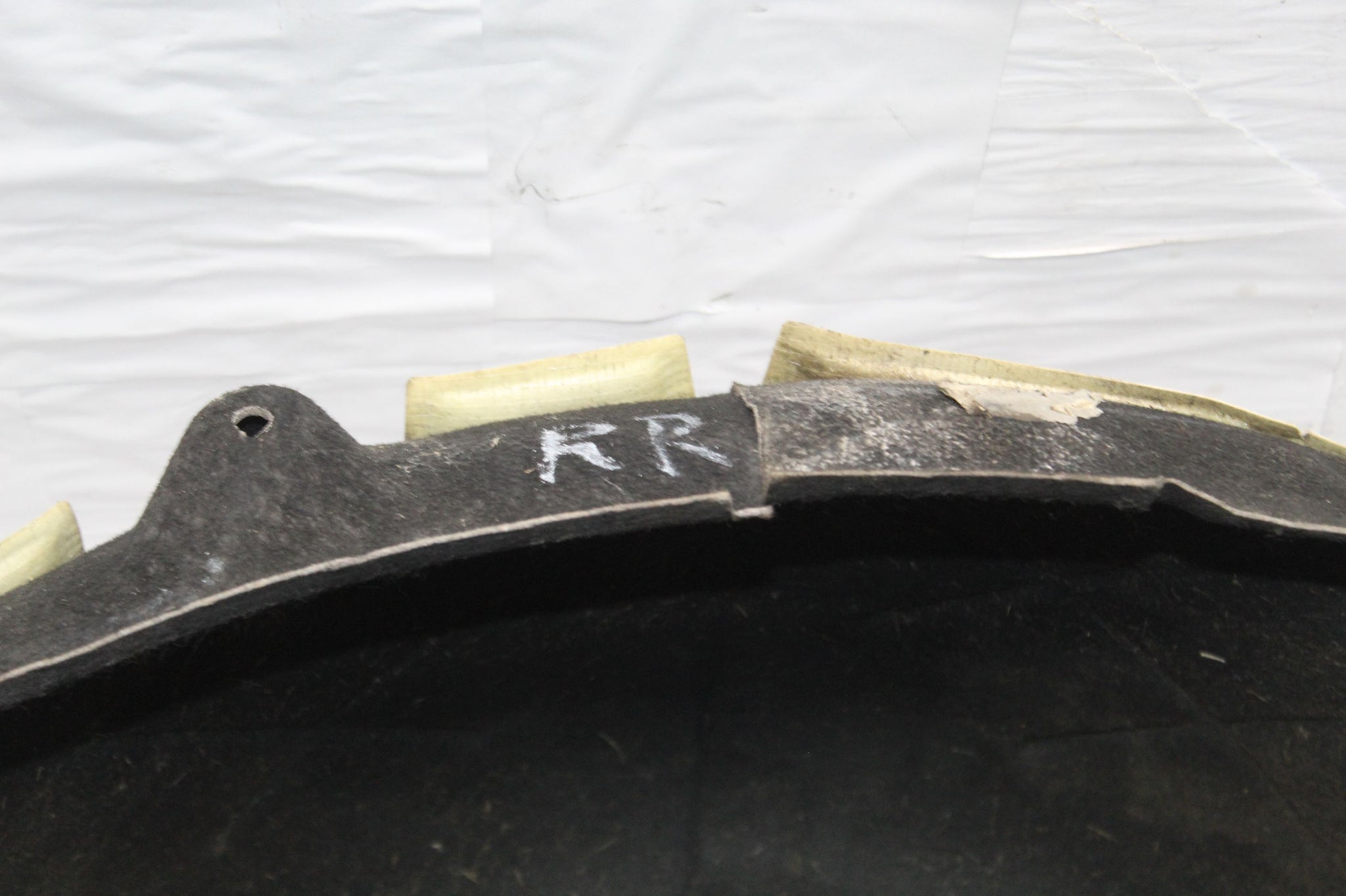 2014 RANGE ROVER VOGUE L405 Right side Rear Splash Guard