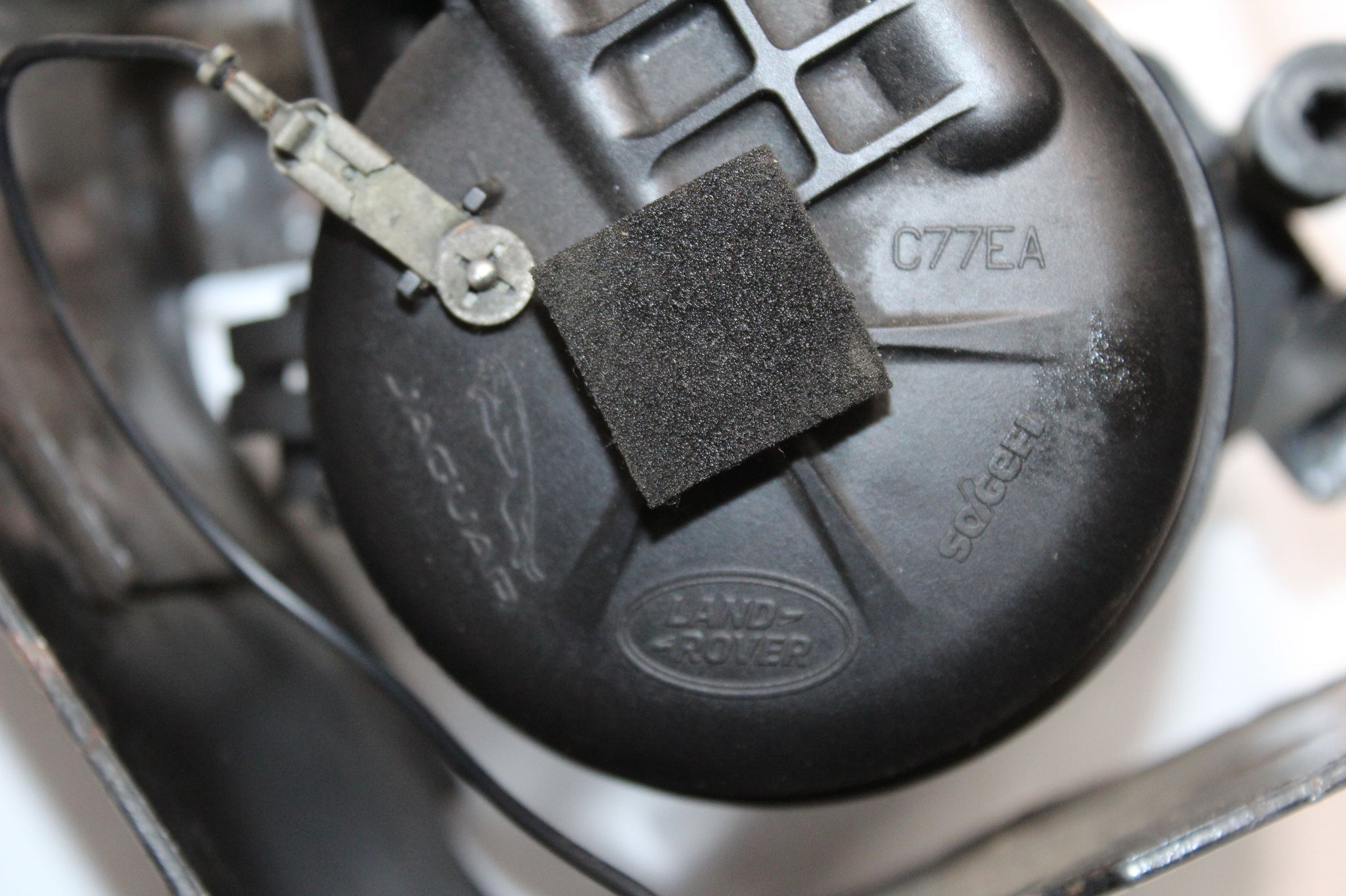 2016 RANGE ROVER EVOQUE 2.0 FUEL FILTER HOUSING