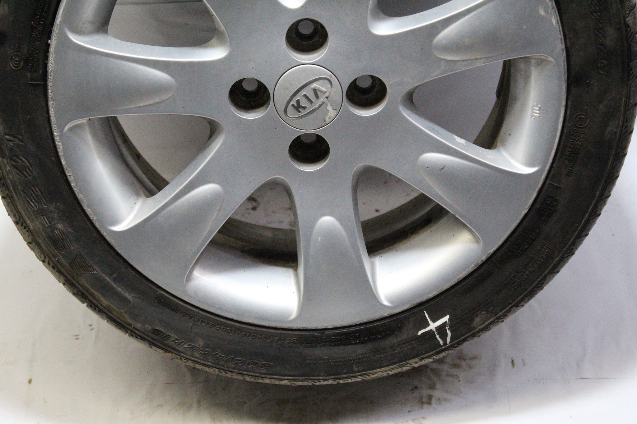 2009 KIA RIO Alloy Wheel with Tyre 205/45 R16 7.2MM