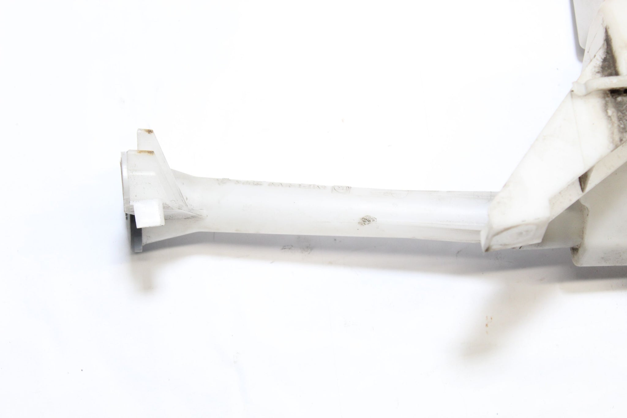 2014 NISSAN JUKE F15 Wiper Washer Bottle