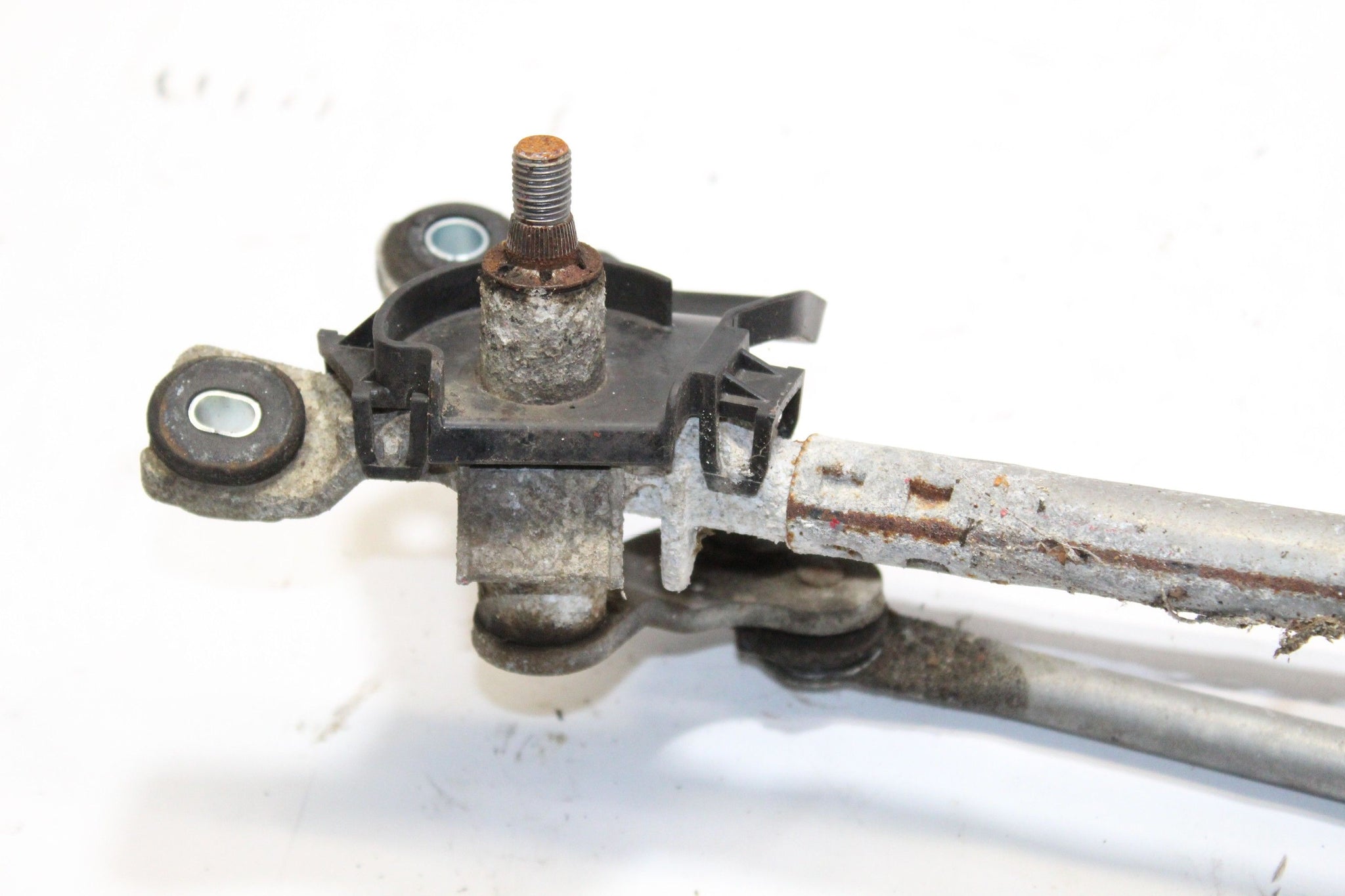 2008 MAZDA 2 Front Windscreen Wiper Motor Linkage