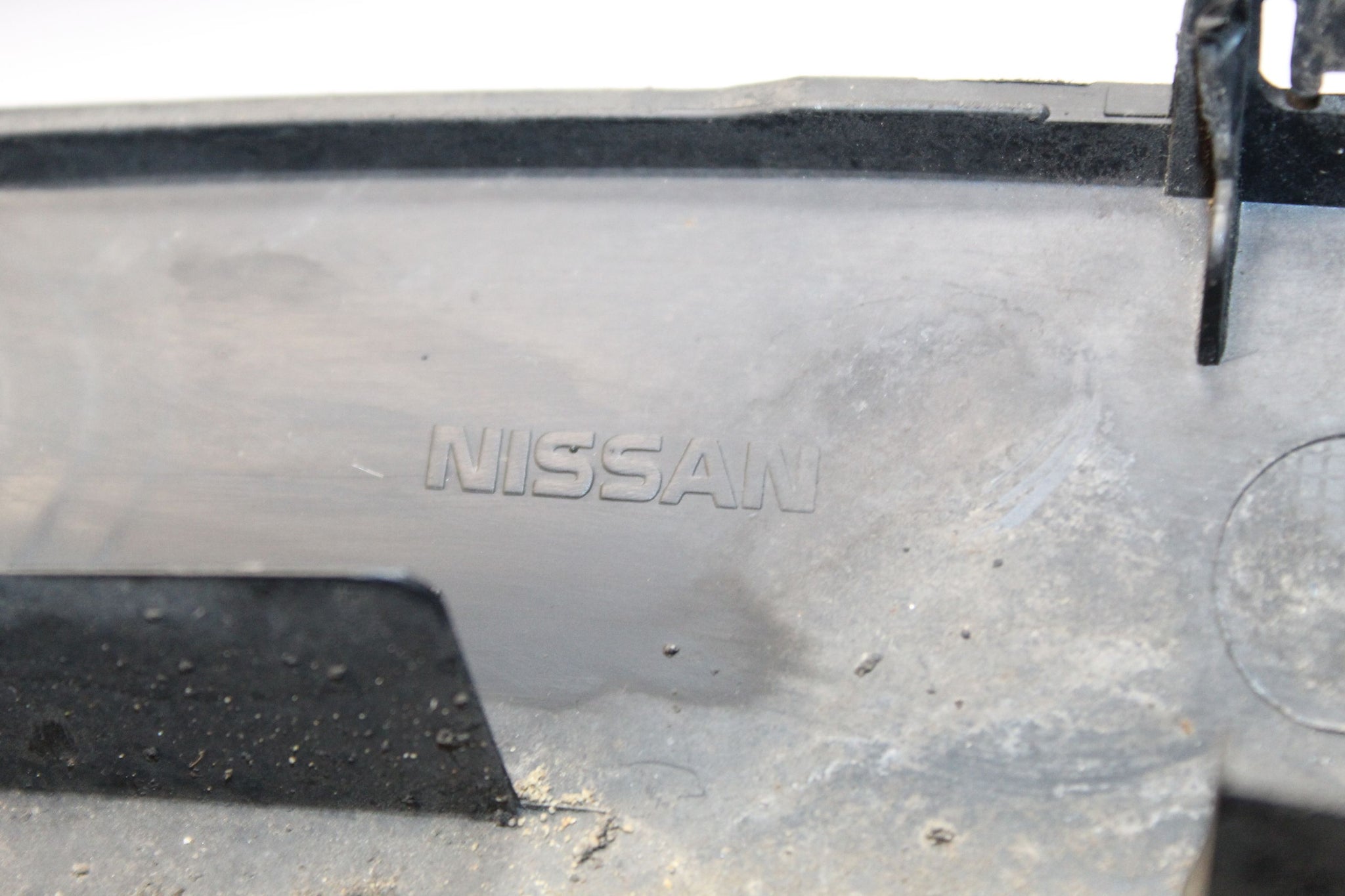 2014 NISSAN JUKE LEFT SIDE FRONT WHEEL ARCH TRIM 638611KA6A