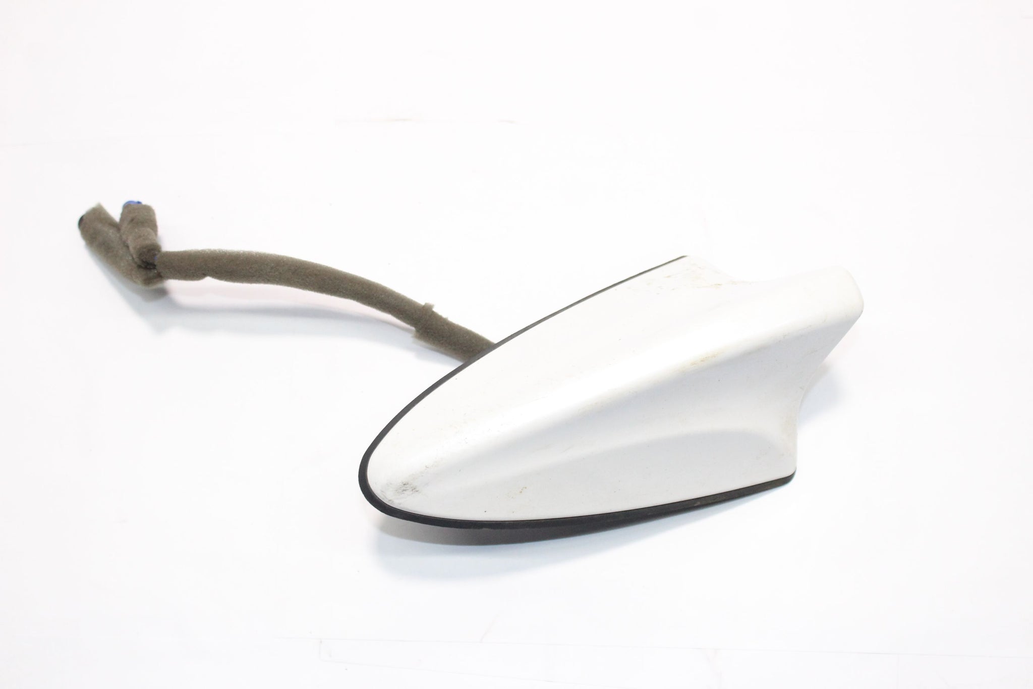 2014 KIA SPORTAGE Roof Antenna Shark Fin 96210-3W900HW2